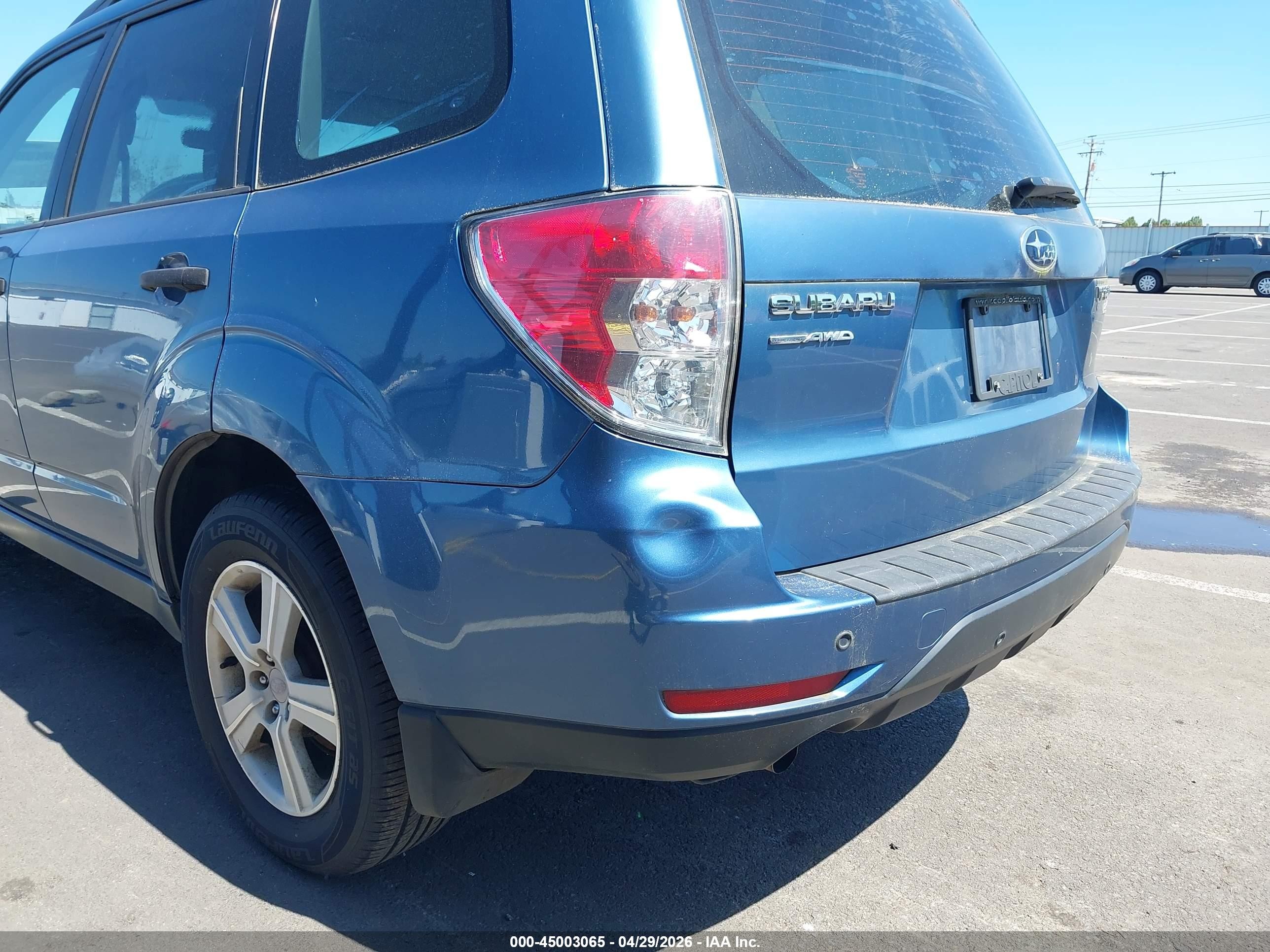 2010 Subaru Forester 2.5x Light Blue vin: JF2SH6BCXAH907905
