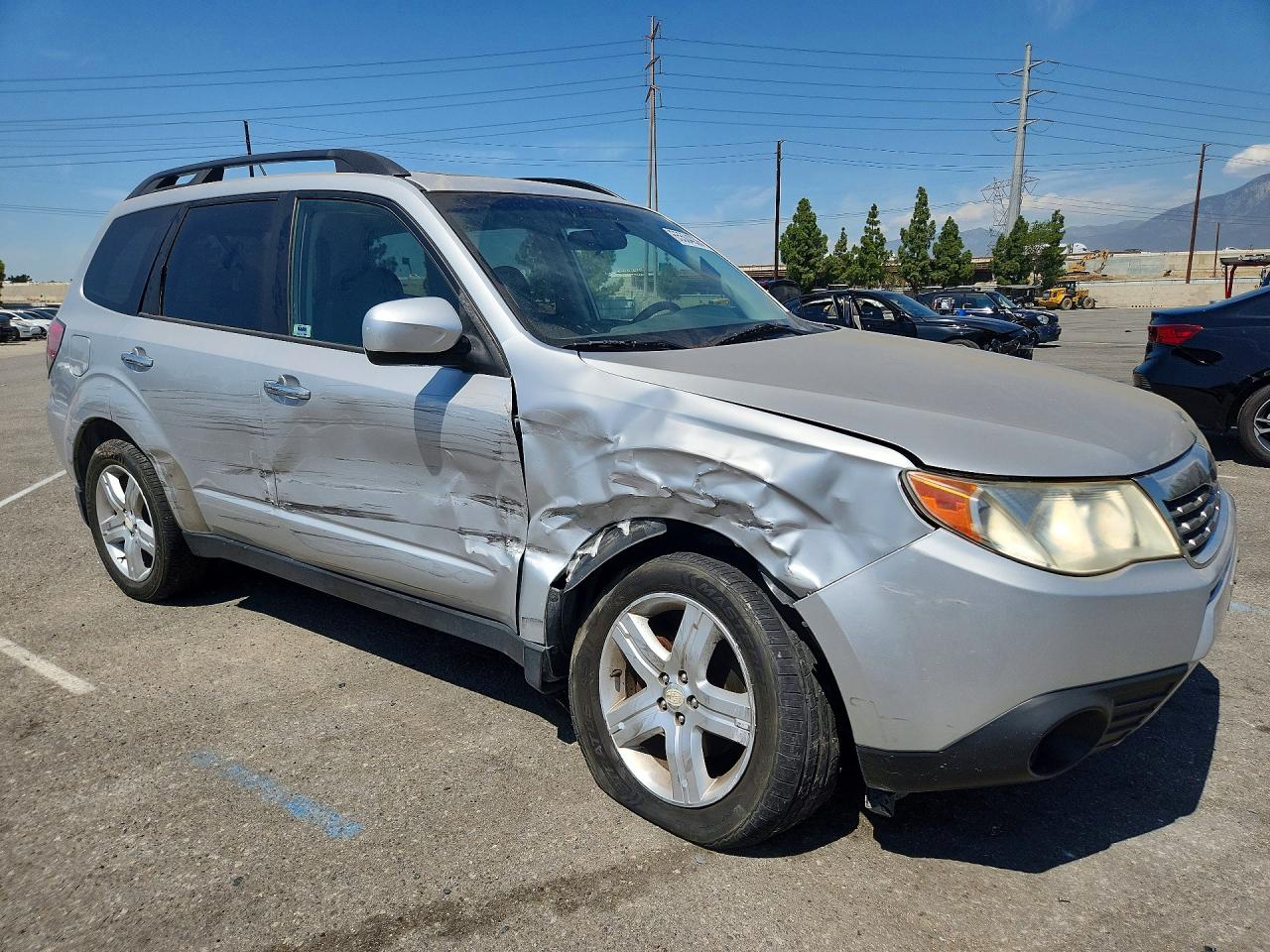 2010 Subaru Forester 2.5x Premium Silver vin: JF2SH6CC0AH709154