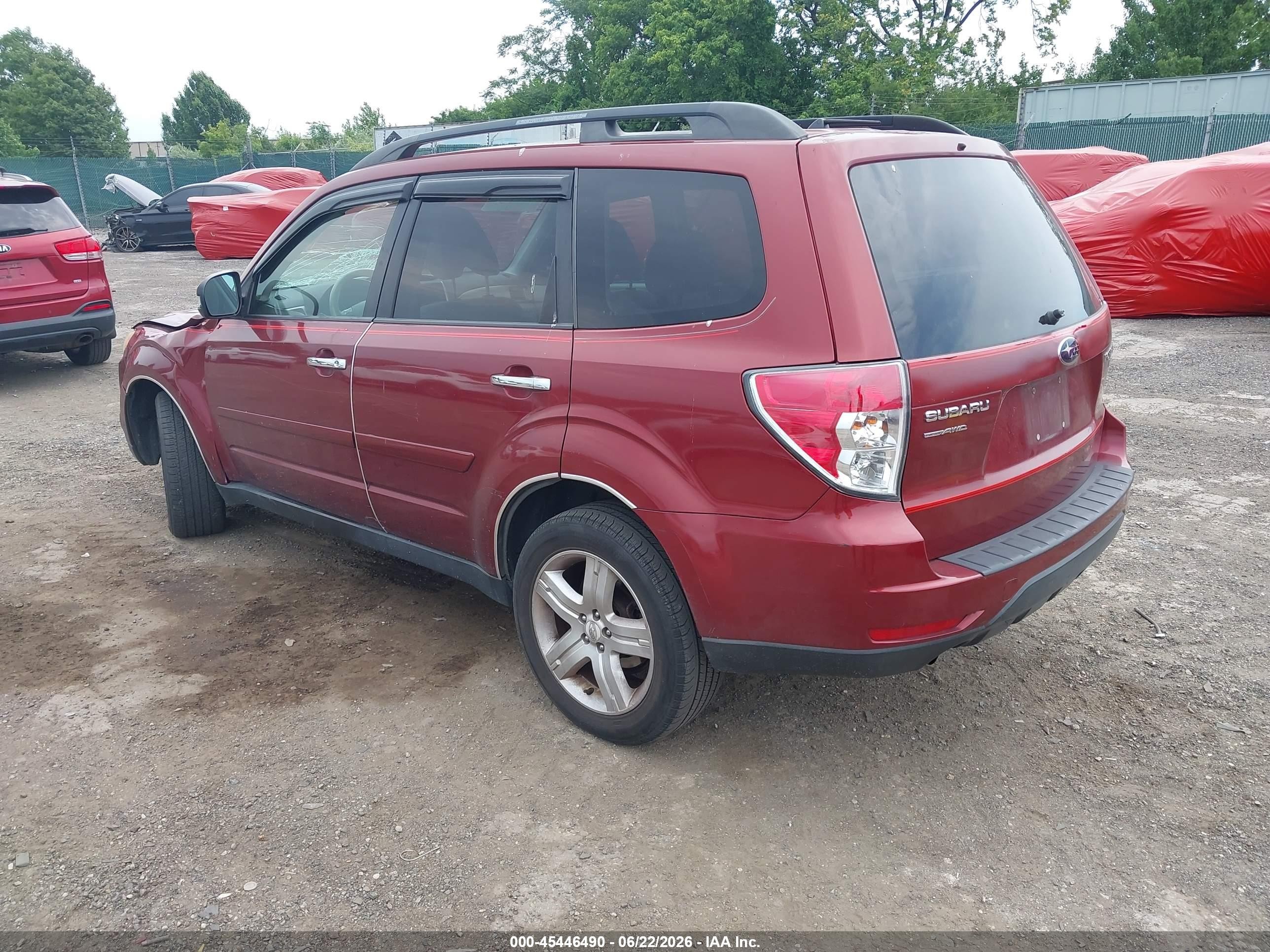 2010 Subaru Forester 2.5x Premium Burgundy vin: JF2SH6CC0AH710076