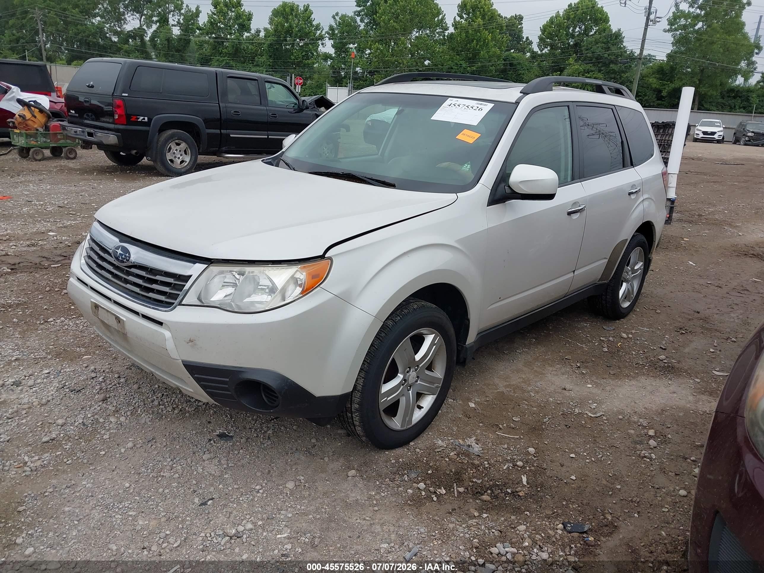 2010 Subaru Forester 2.5x Premium Белый vin: JF2SH6CC0AH714449