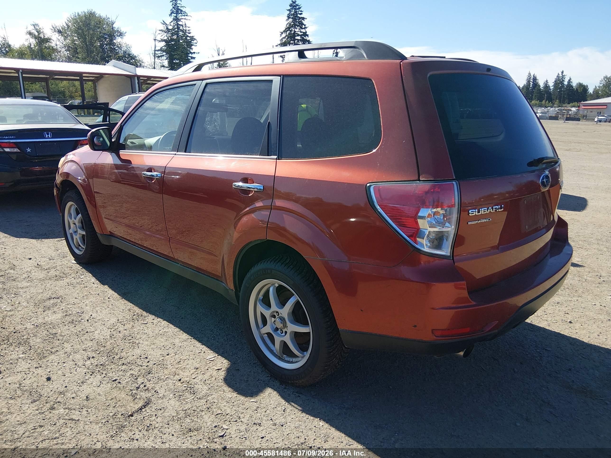 2010 Subaru Forester 2.5x Premium Orange vin: JF2SH6CC0AH714662