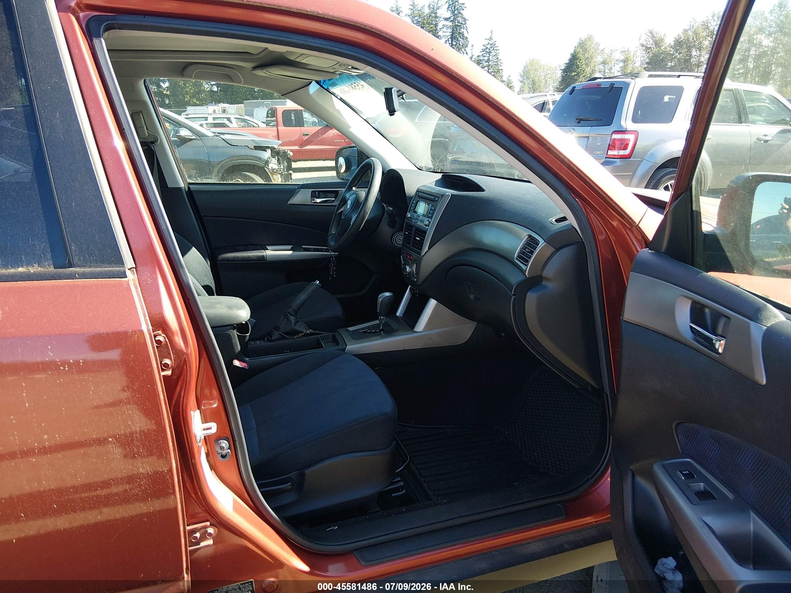 2010 Subaru Forester 2.5x Premium Orange vin: JF2SH6CC0AH714662