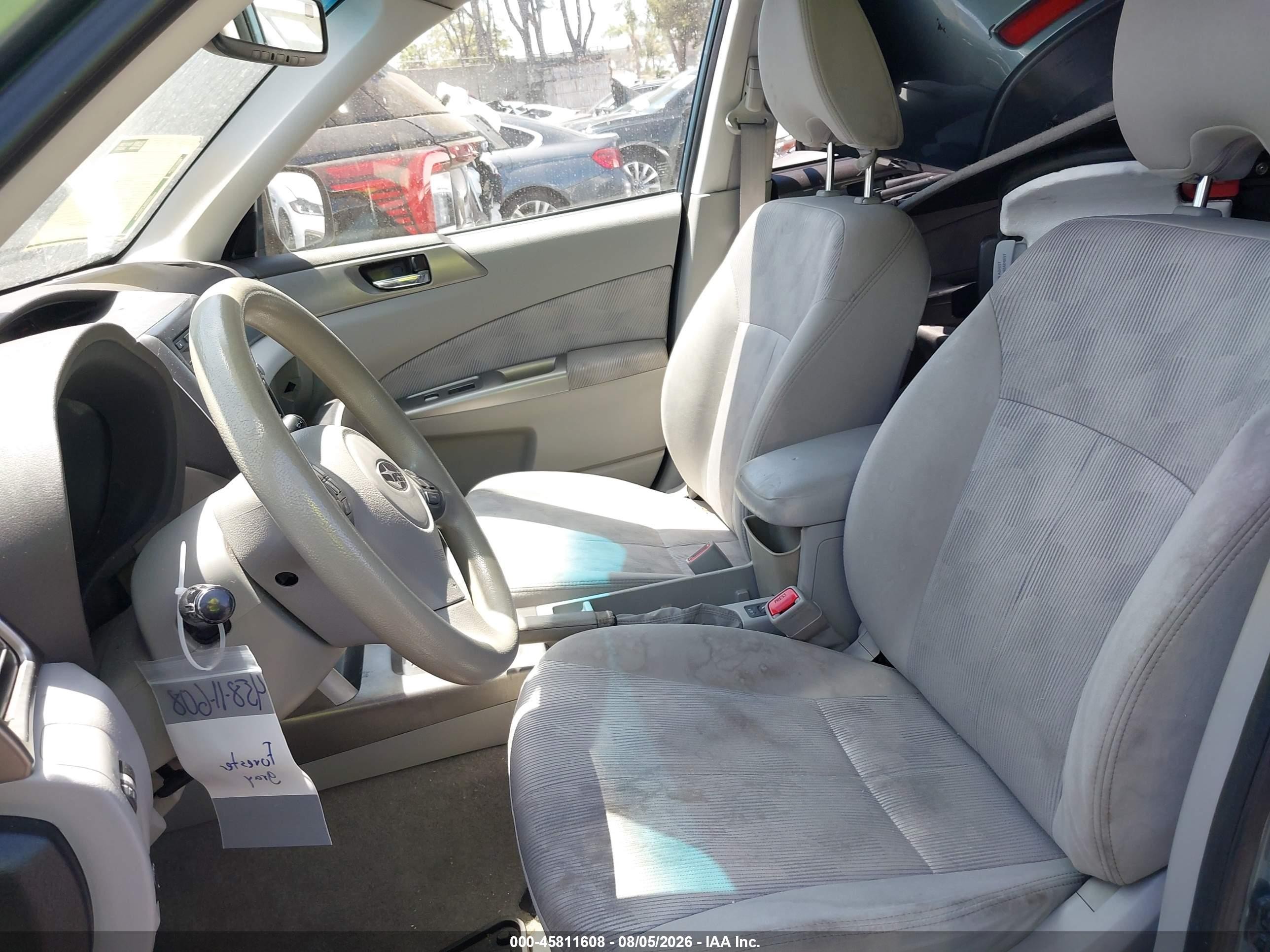 2010 Subaru Forester 2.5x Premium Серый vin: JF2SH6CC0AH722681