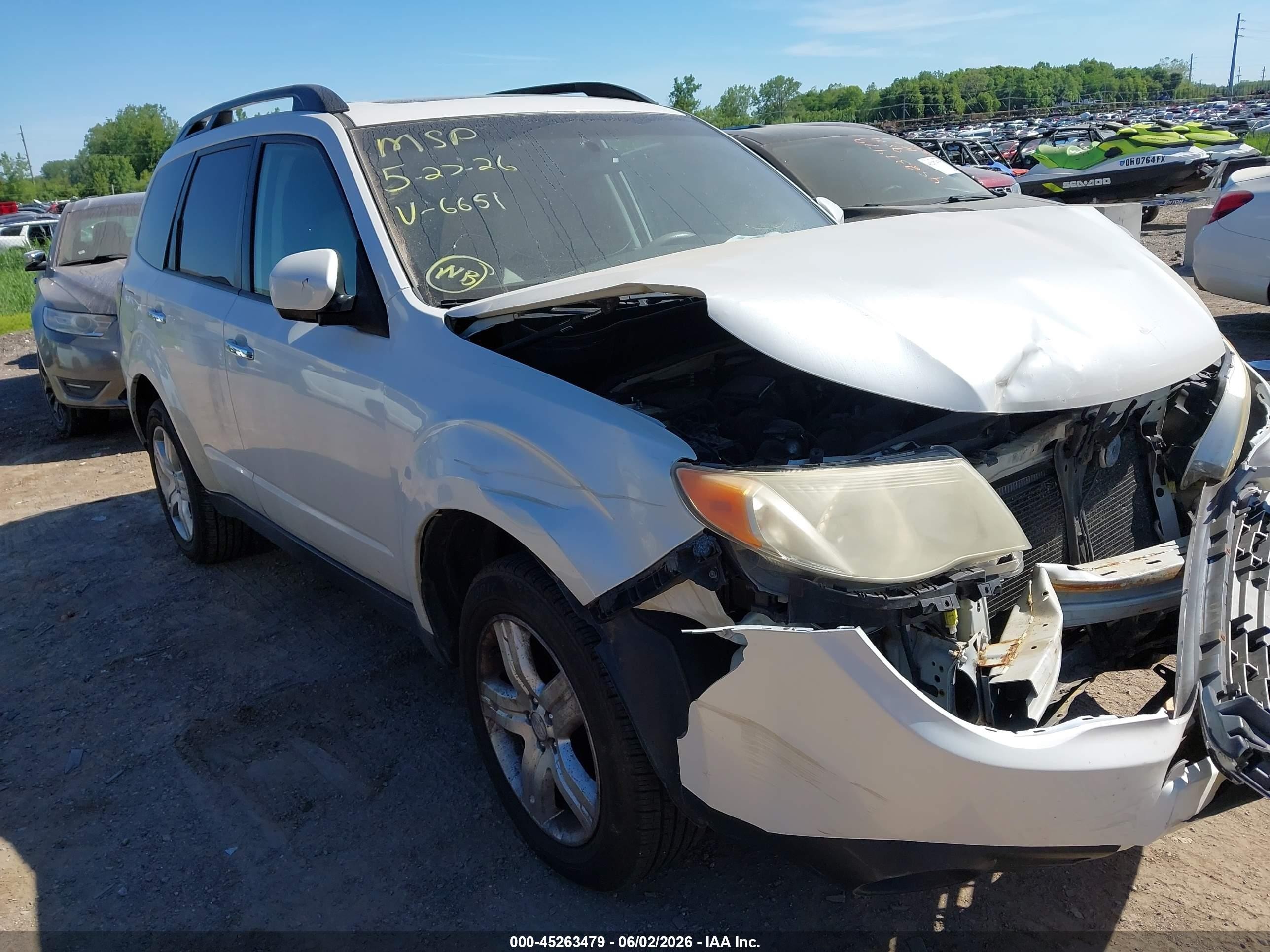 2010 Subaru Forester 2.5x Premium White vin: JF2SH6CC0AH726651