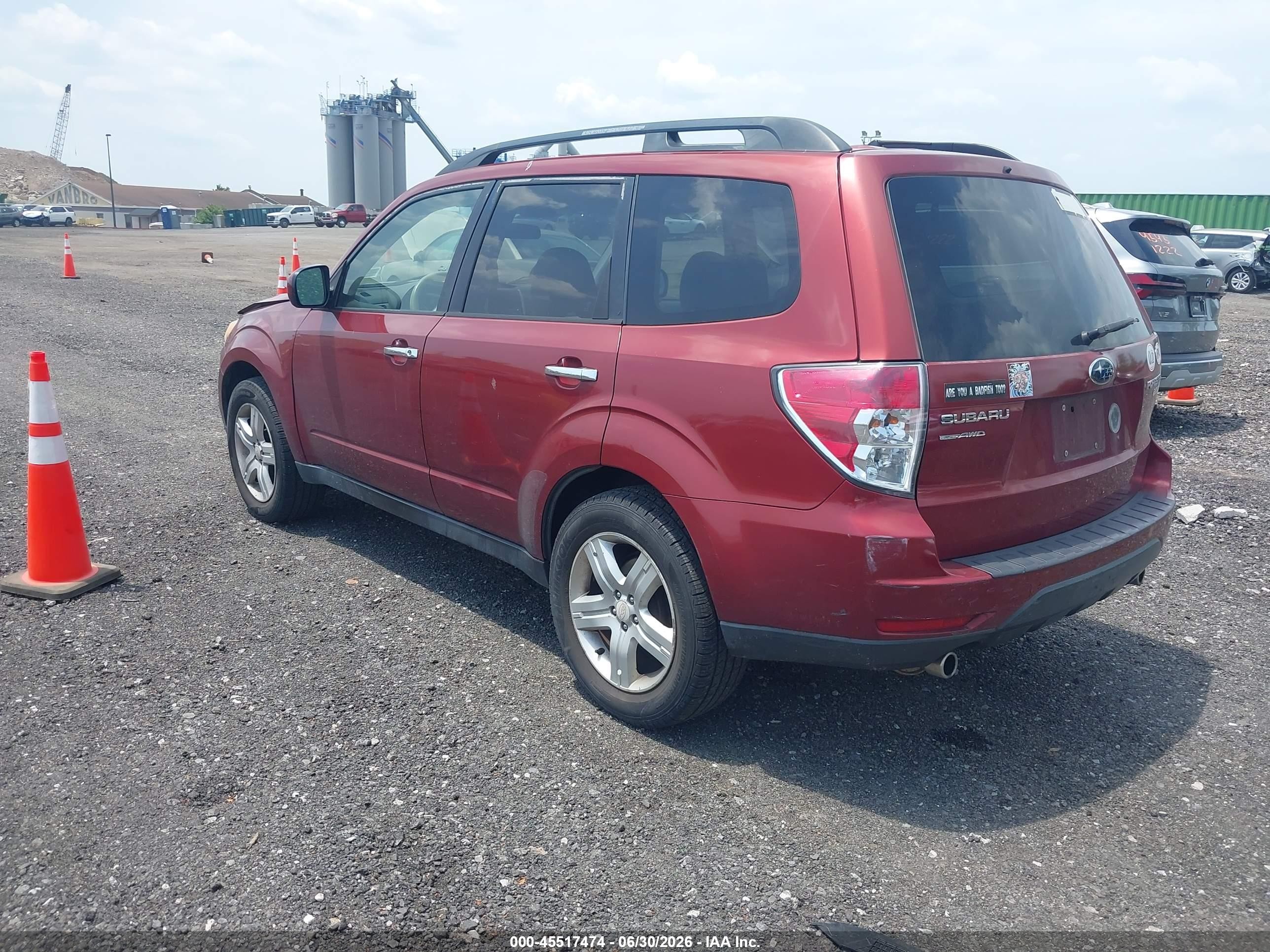 2010 Subaru Forester 2.5x Premium Red vin: JF2SH6CC0AH751565