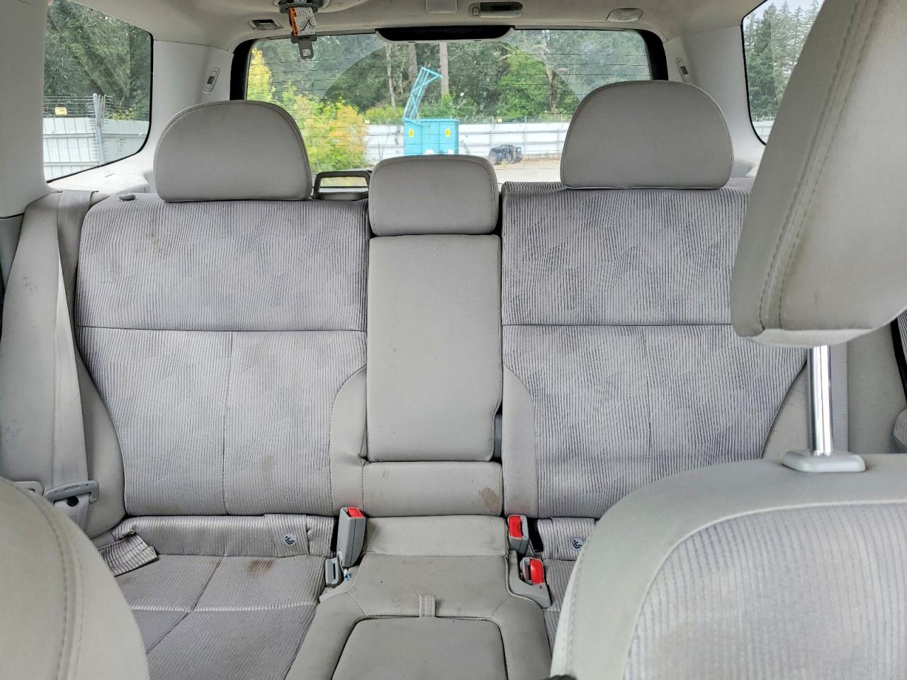 2010 Subaru Forester 2.5x Premium Gray vin: JF2SH6CC0AH765451