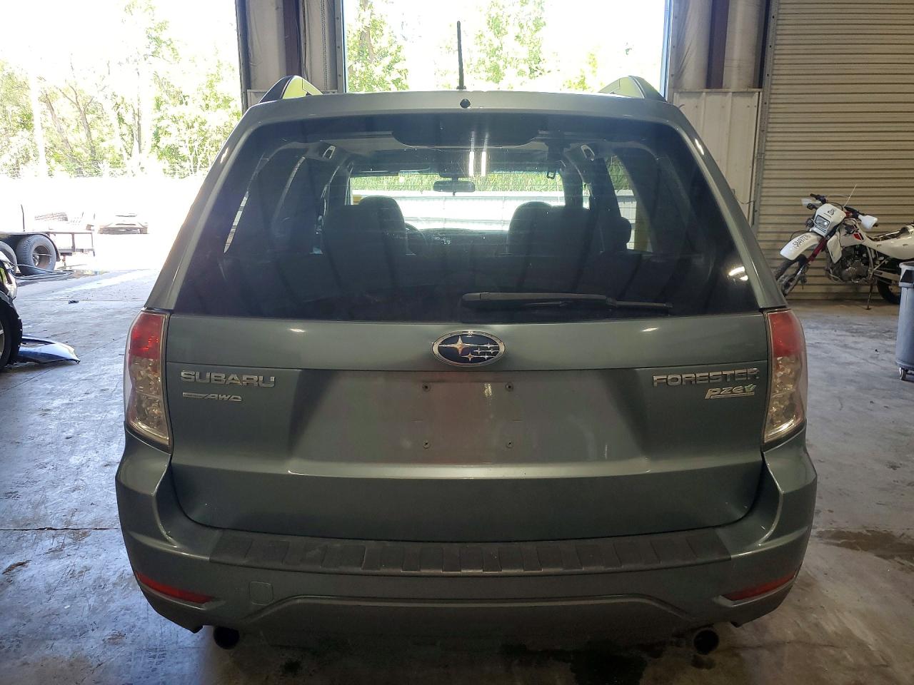2010 Subaru Forester 2.5x Premium Teal vin: JF2SH6CC0AH781522