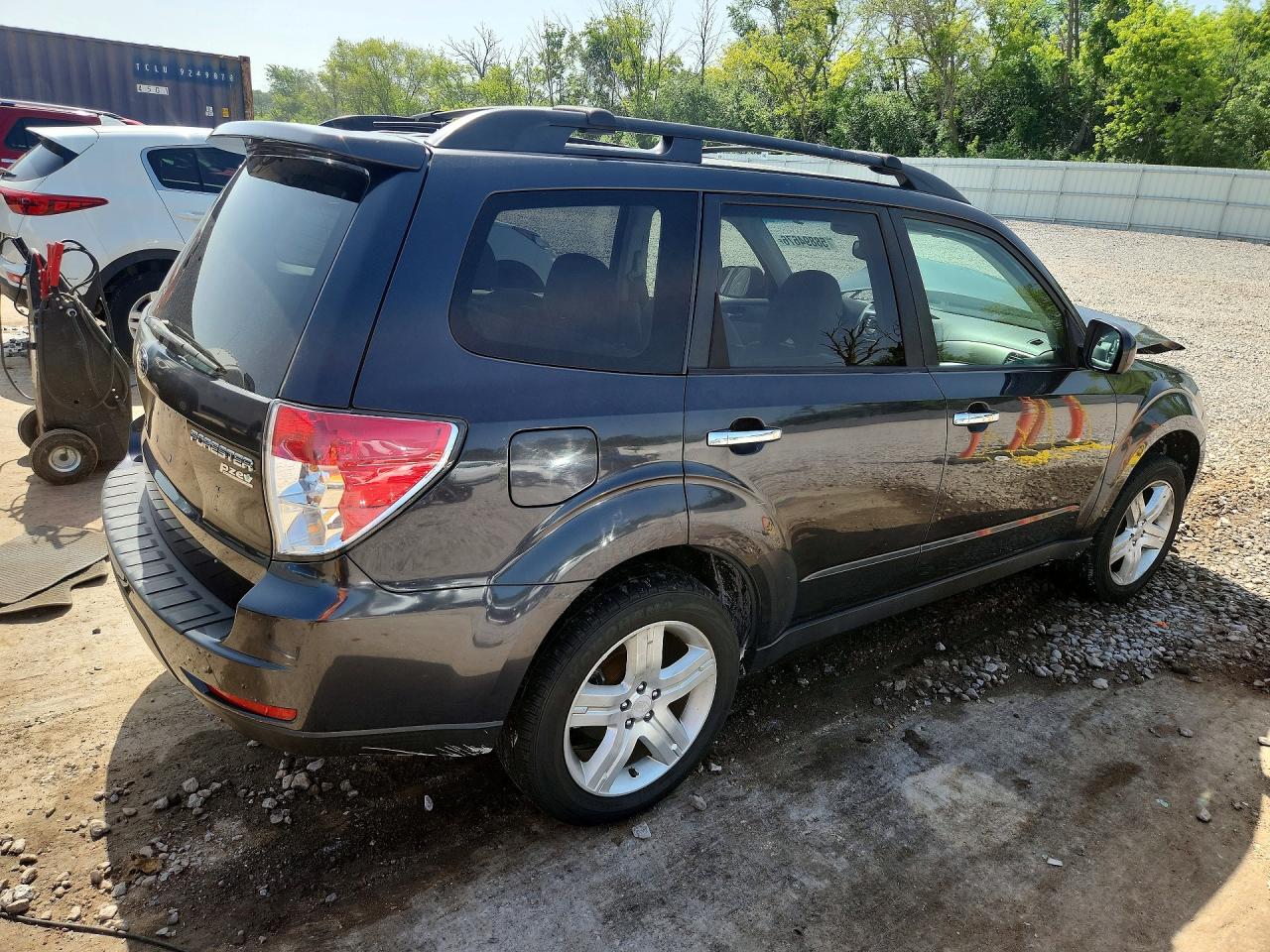 2010 Subaru Forester 2.5x Premium Gray vin: JF2SH6CC0AH786736