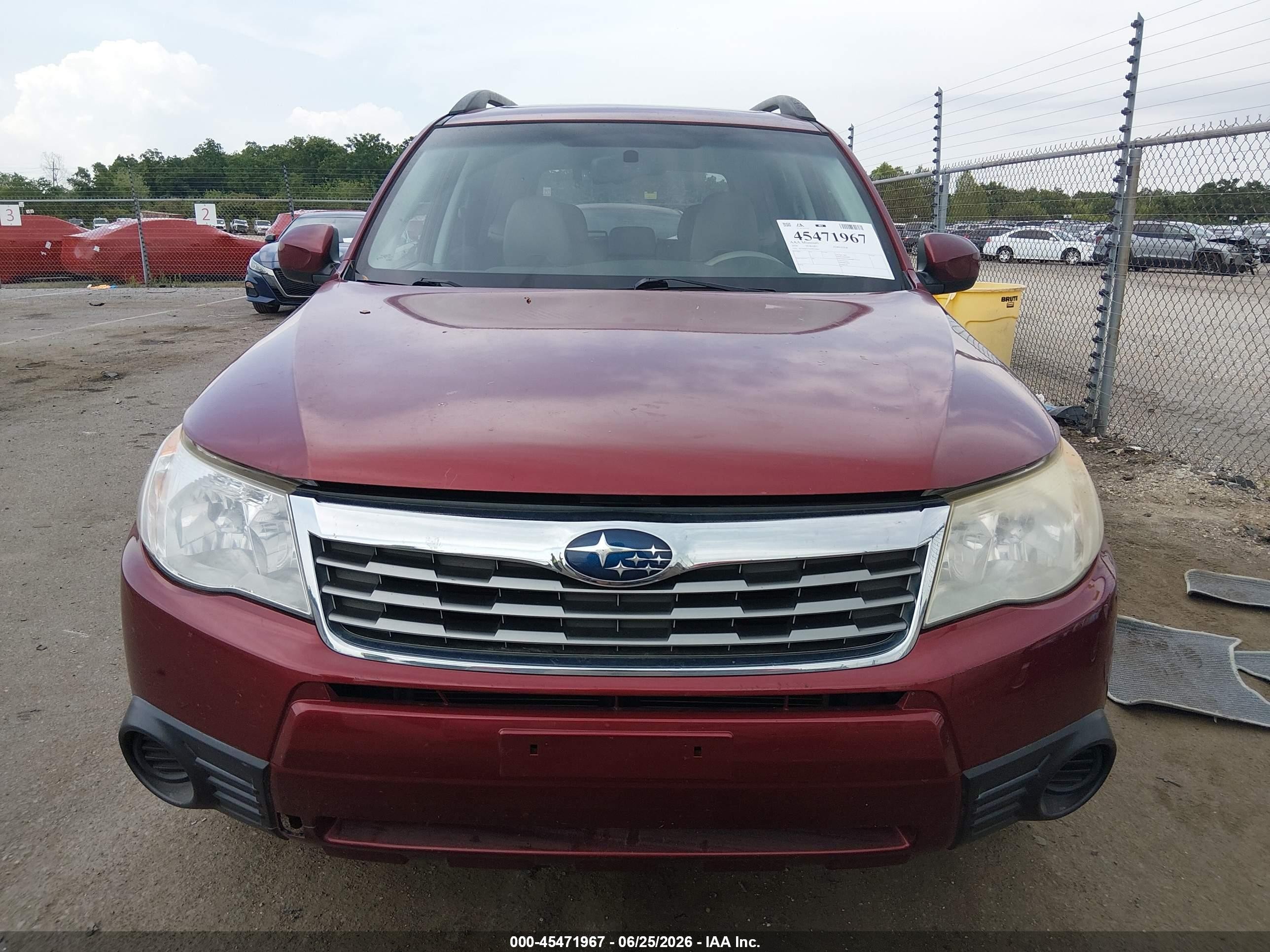 2010 Subaru Forester 2.5x Premium Red vin: JF2SH6CC0AH914666