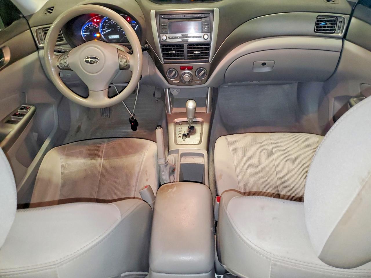 2010 Subaru Forester 2.5x Premium White vin: JF2SH6CC0AH915011