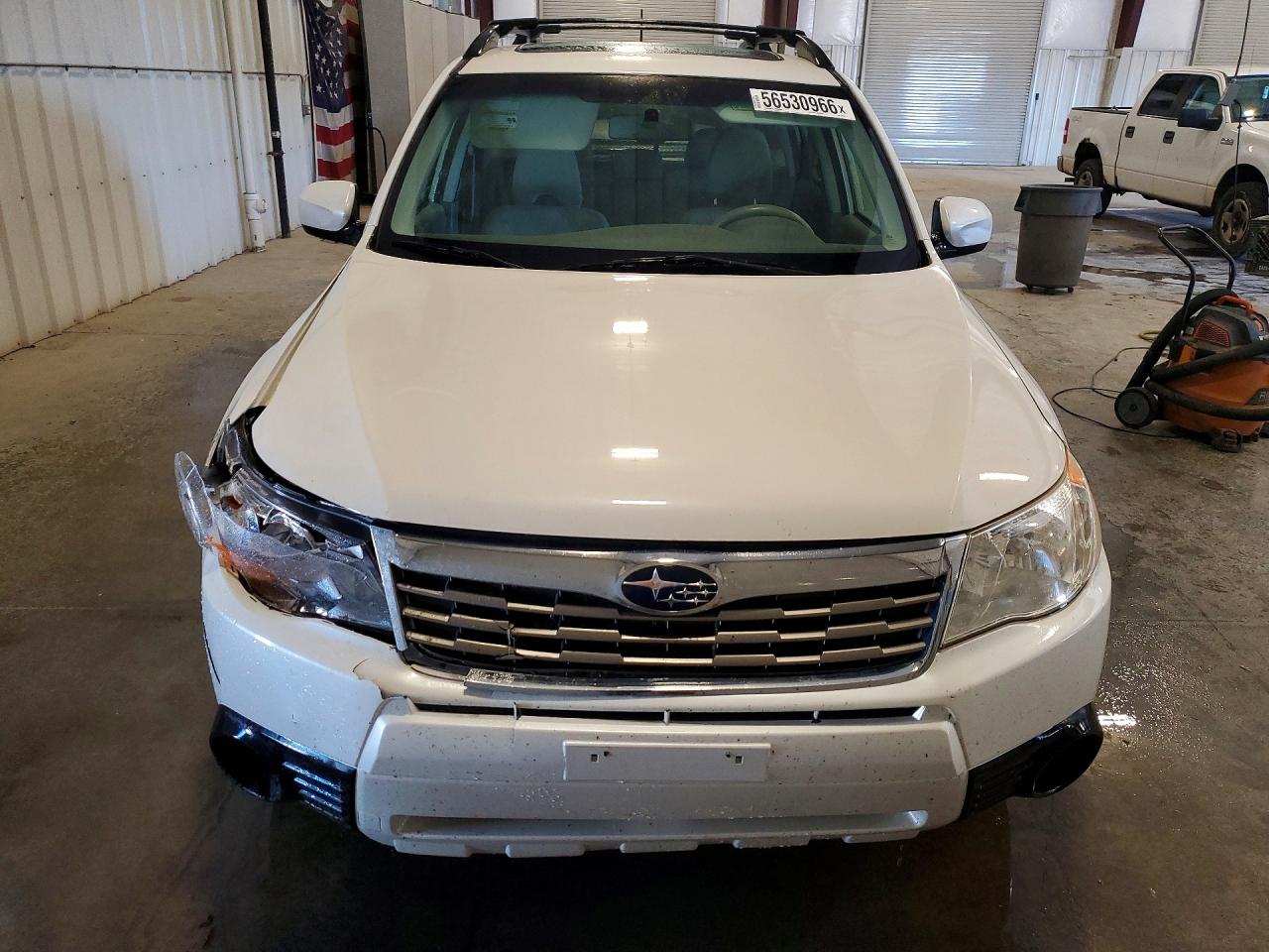 2010 Subaru Forester 2.5x Premium White vin: JF2SH6CC0AH915011