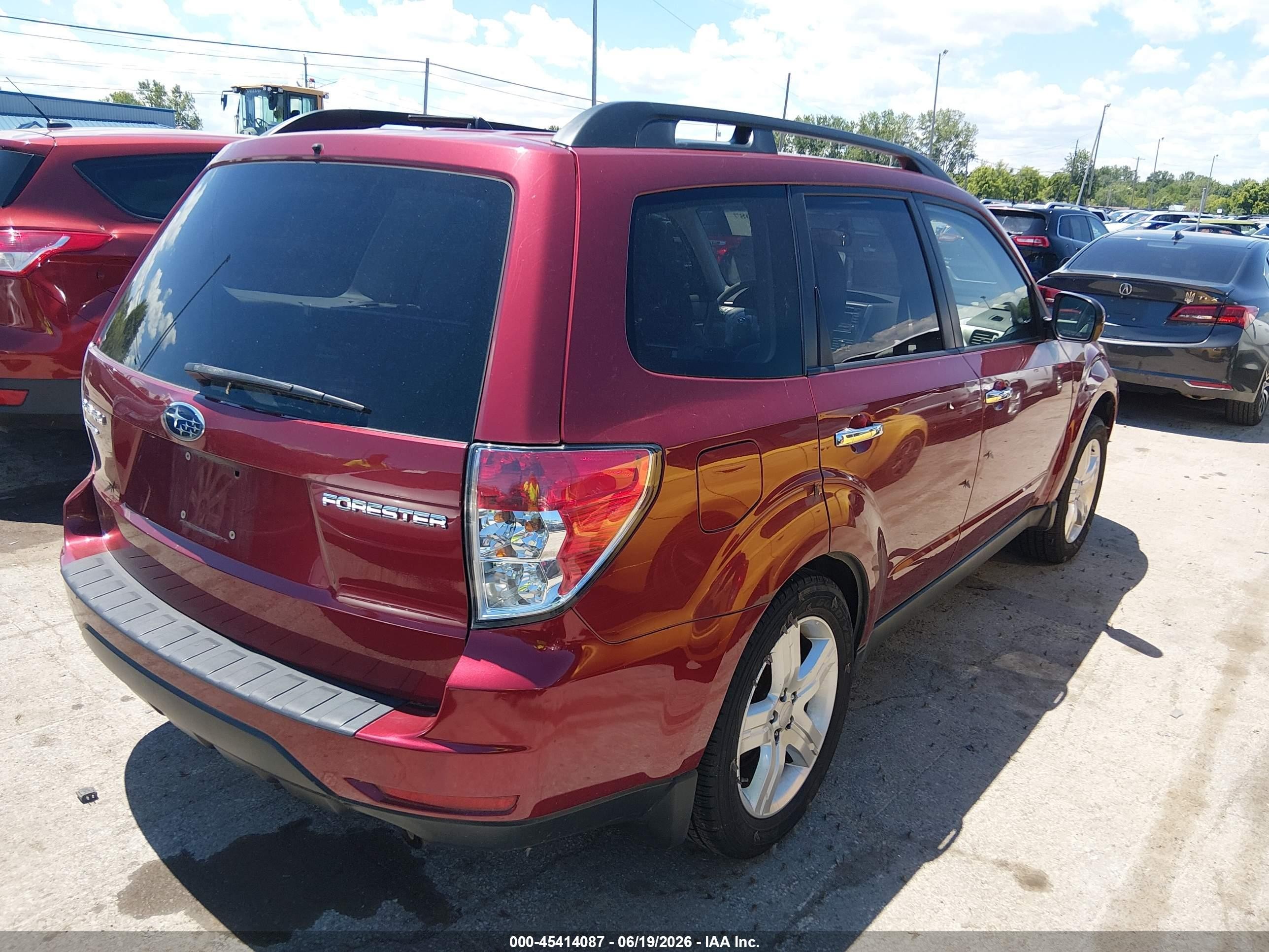 2010 Subaru Forester 2.5x Premium Red vin: JF2SH6CC0AH915901