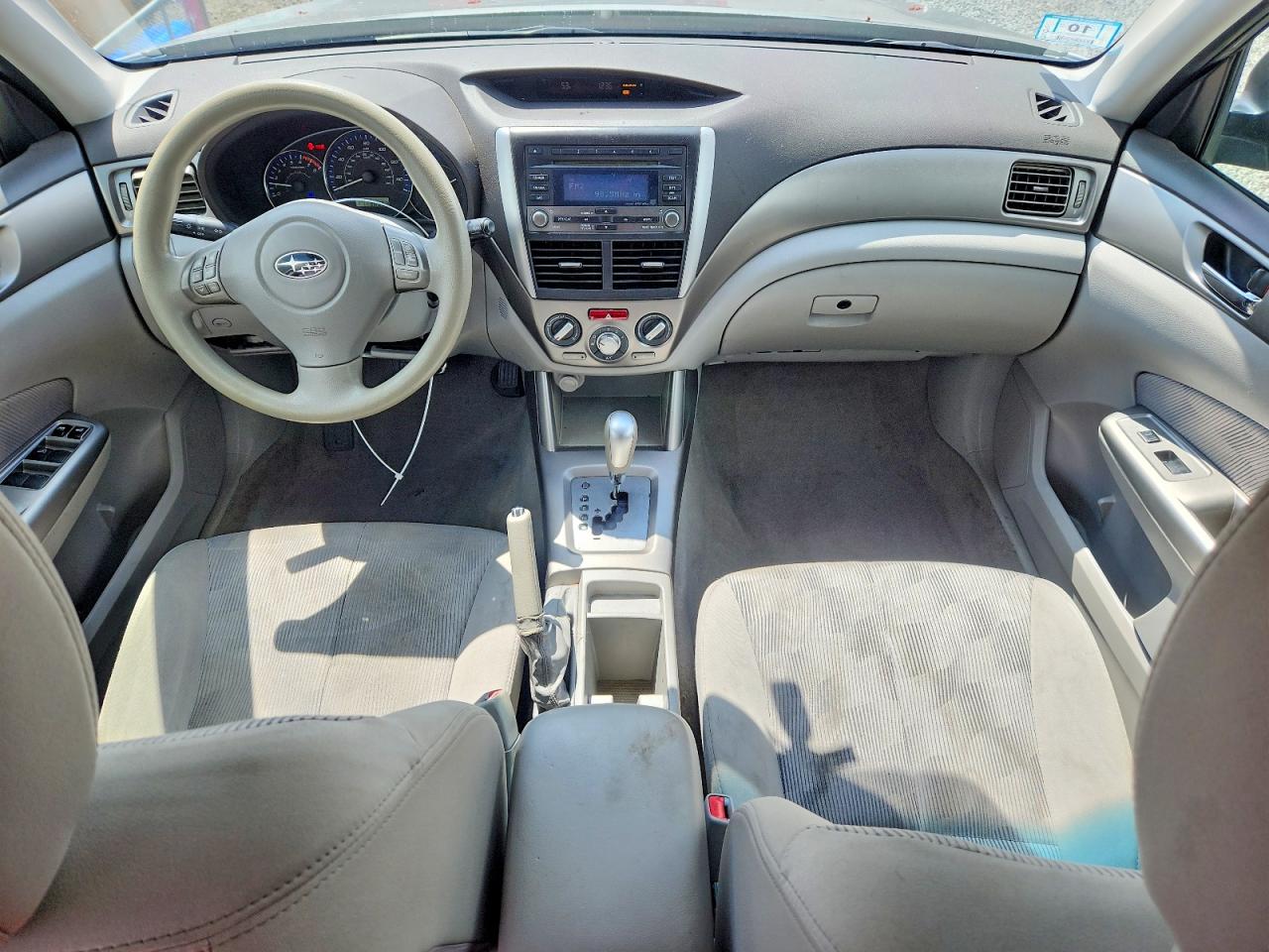 2010 Subaru Forester 2.5x Premium Silver vin: JF2SH6CC1AH732006