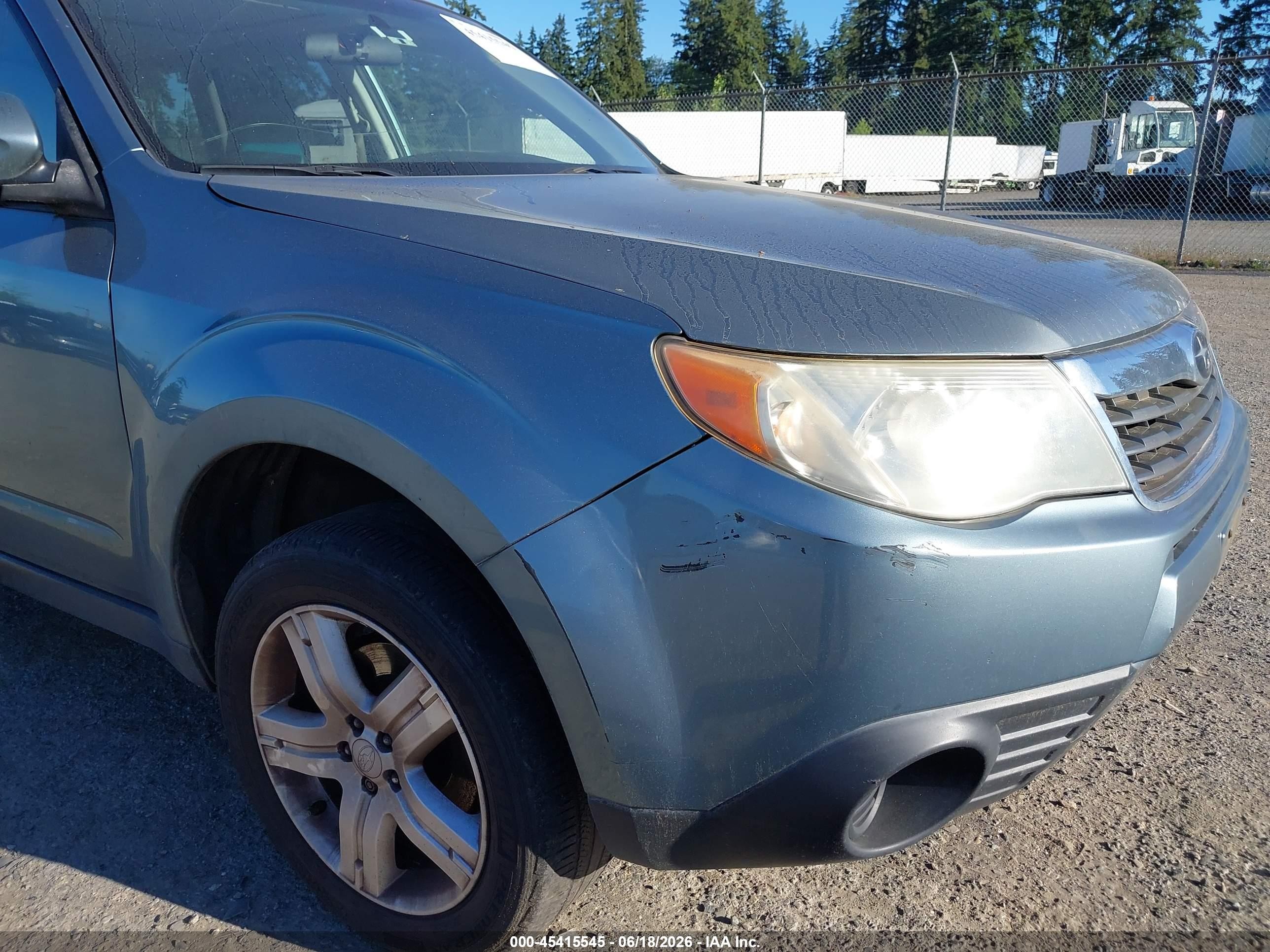 2010 Subaru Forester 2.5x Premium Teal vin: JF2SH6CC1AH753602
