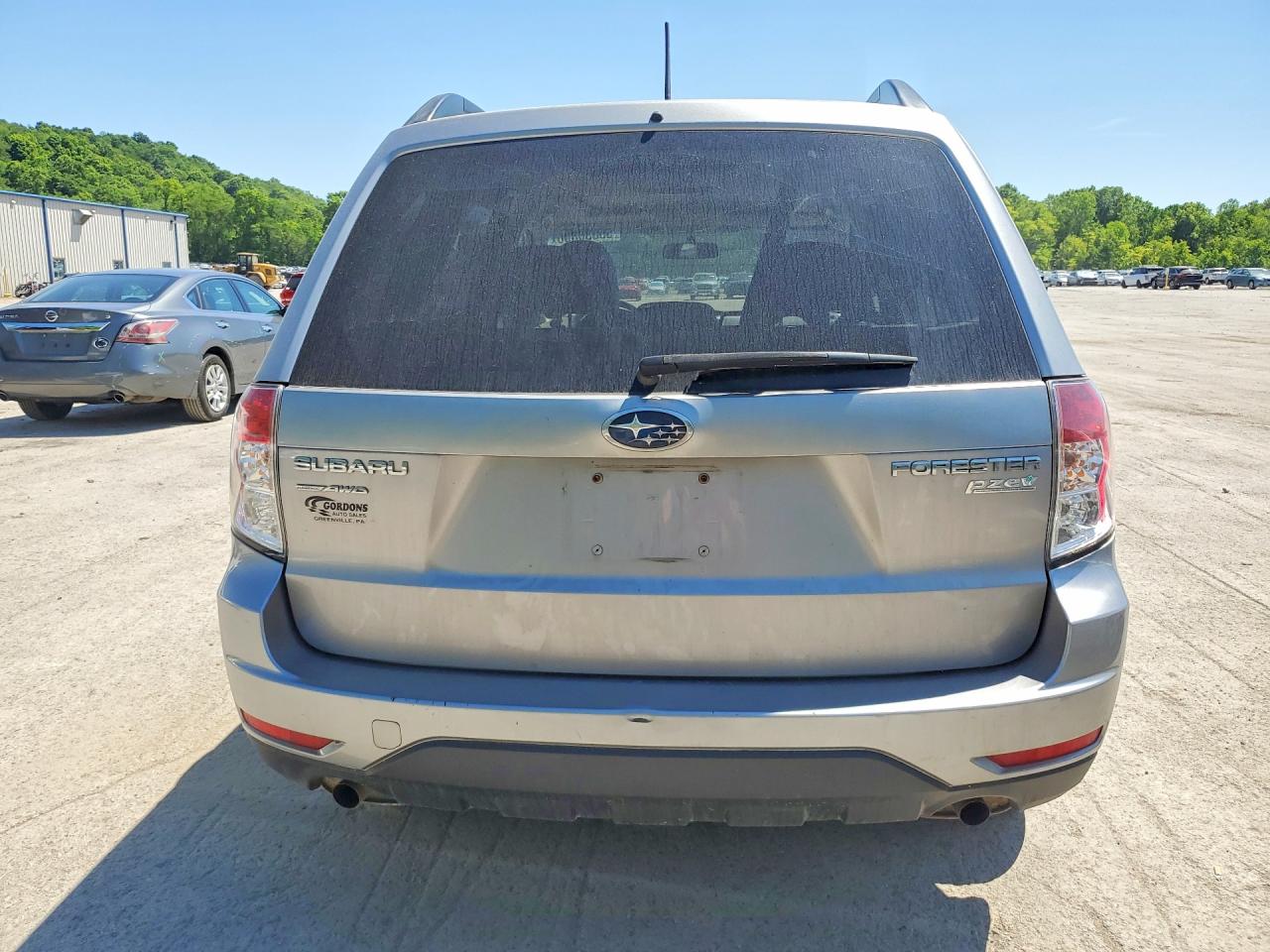 2010 Subaru Forester 2.5x Premium Silver vin: JF2SH6CC1AH780525