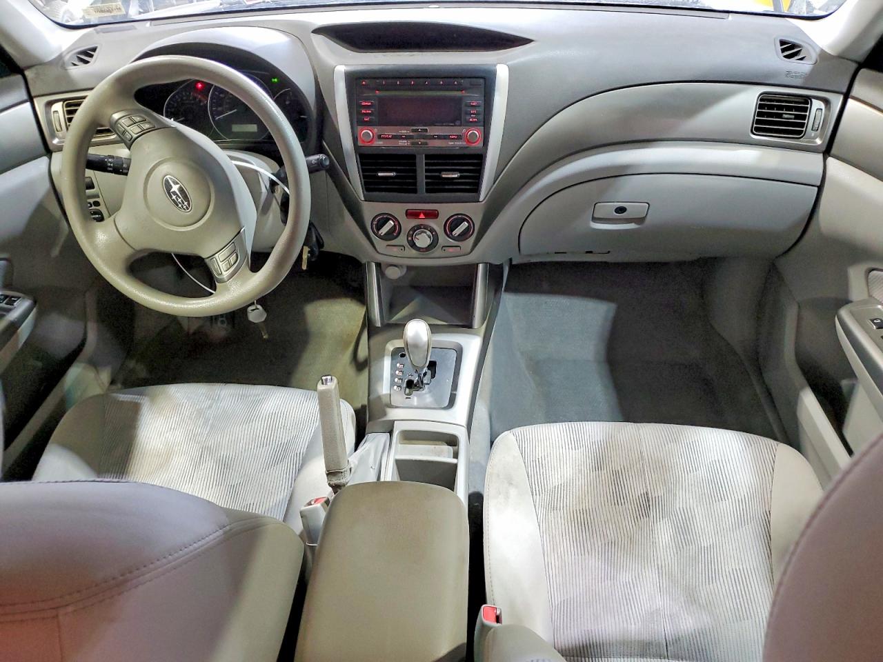 2010 Subaru Forester 2.5x Premium White vin: JF2SH6CC1AH784736
