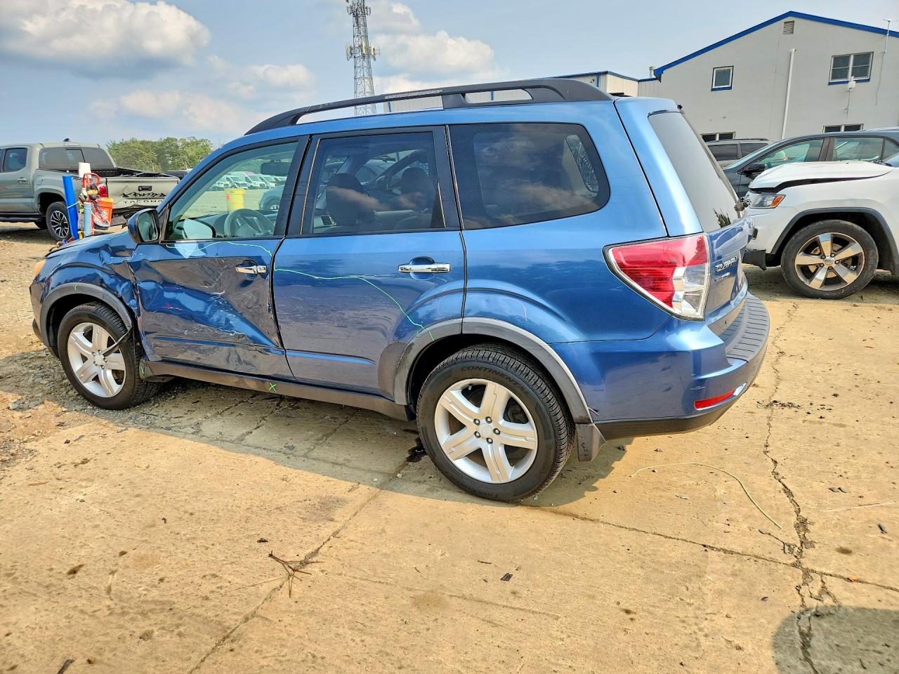 2010 Subaru Forester 2.5x Premium Blue vin: JF2SH6CC1AH785790