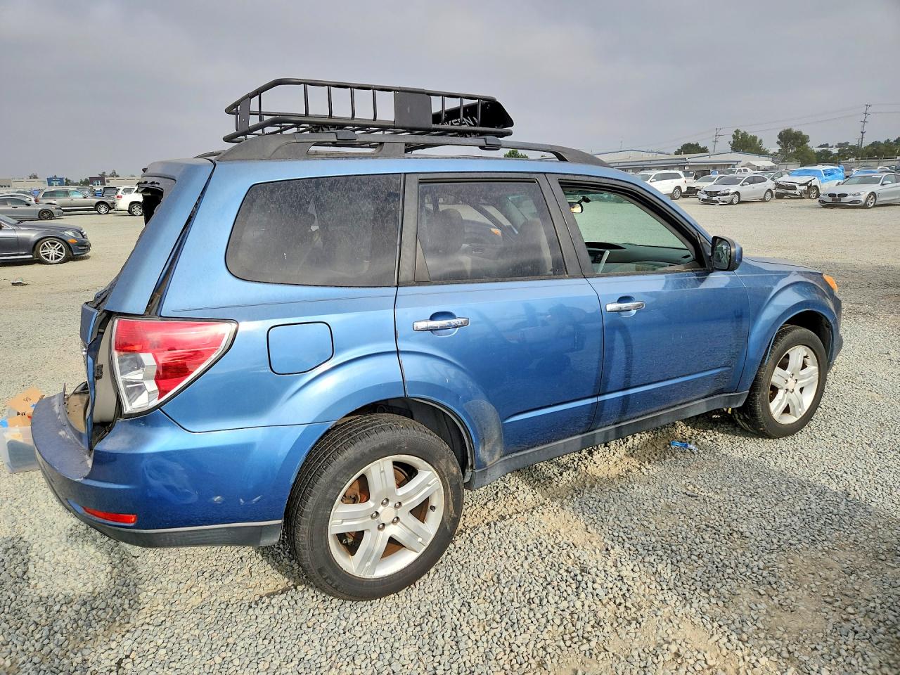 2010 Subaru Forester 2.5x Premium Blue vin: JF2SH6CC2AG906512