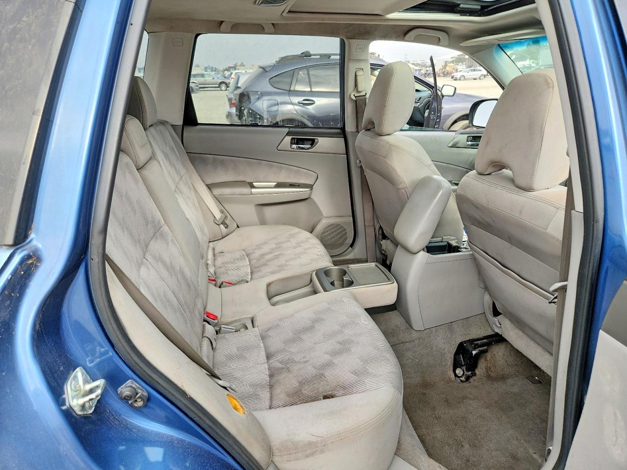 2010 Subaru Forester 2.5x Premium Blue vin: JF2SH6CC2AG906512