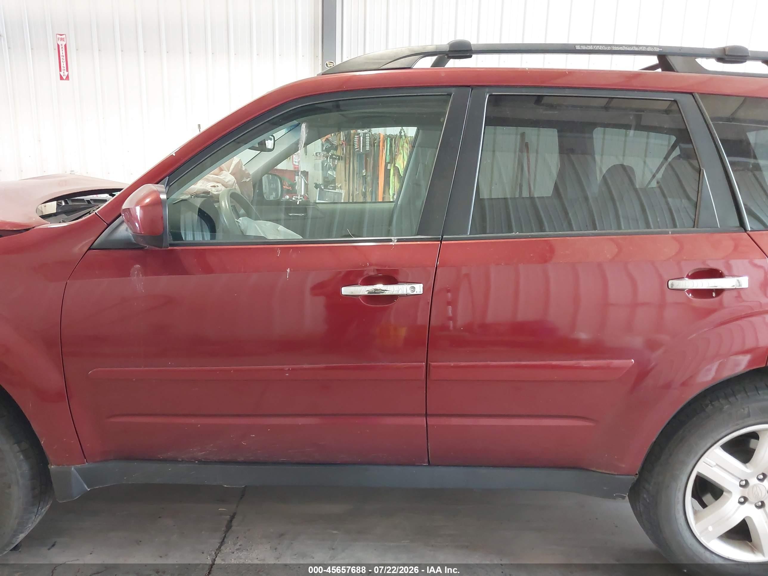 2010 Subaru Forester 2.5x Premium Maroon vin: JF2SH6CC2AH710015