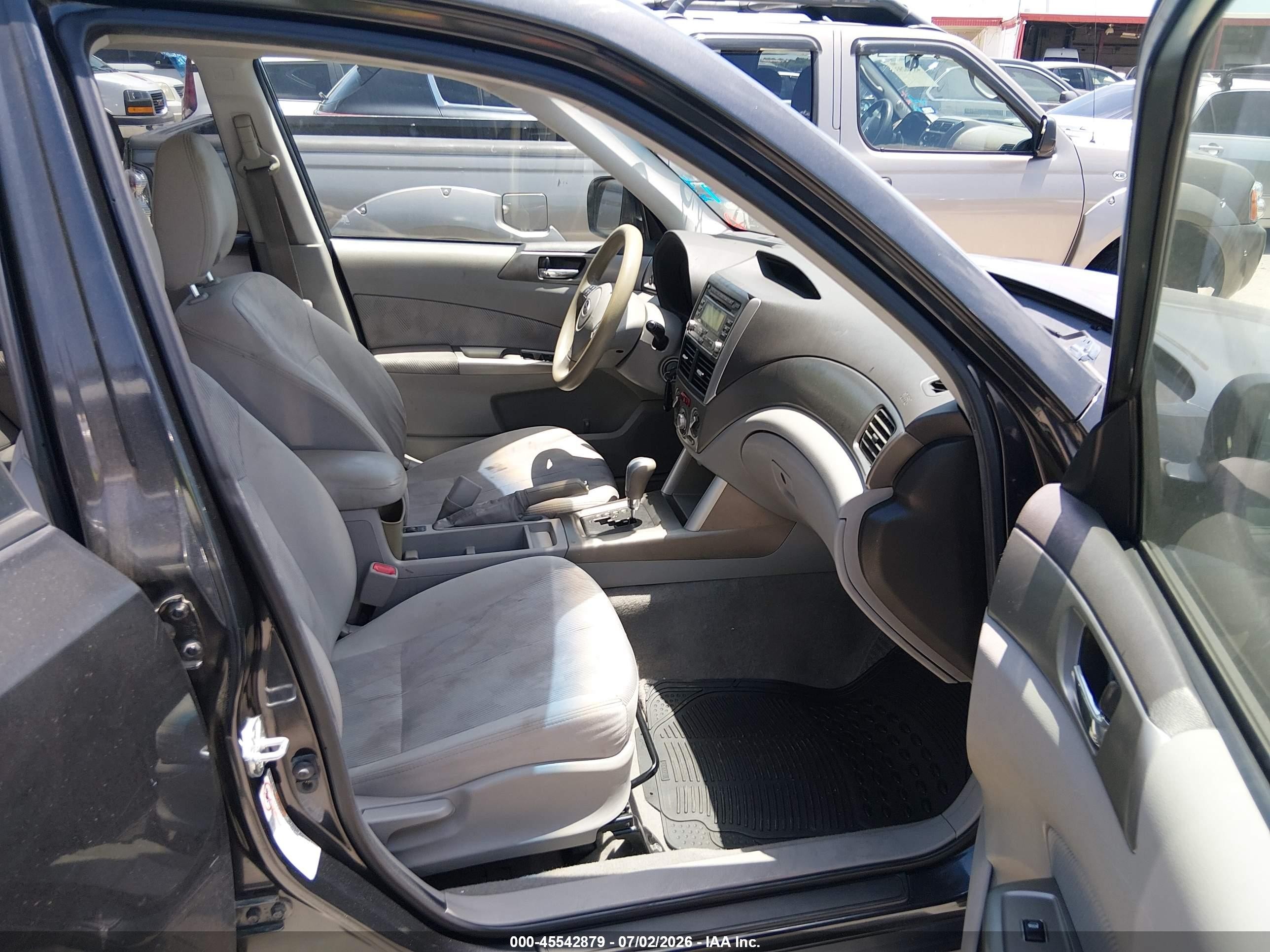 2010 Subaru Forester 2.5x Premium Gray vin: JF2SH6CC2AH710063
