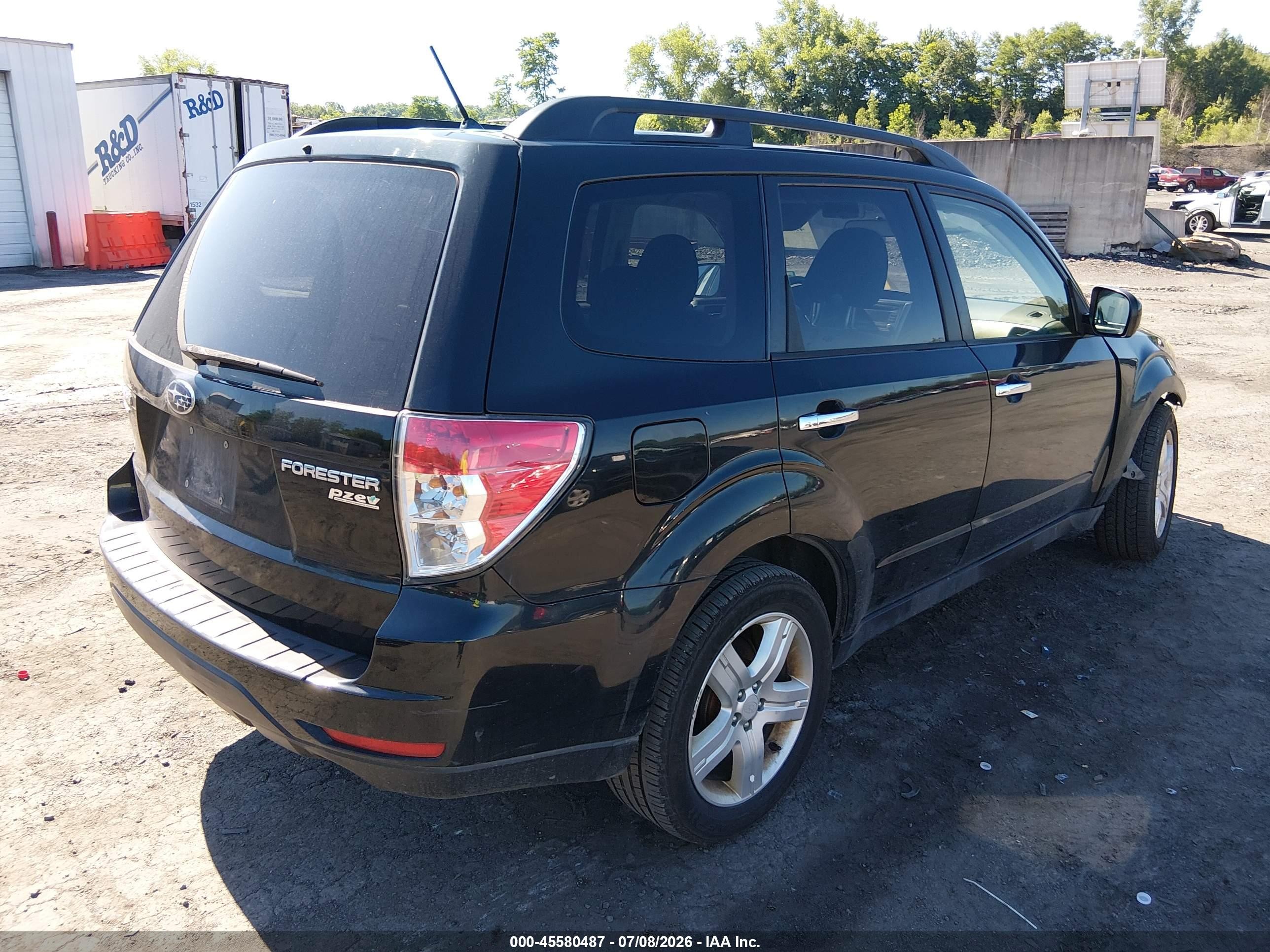 2010 Subaru Forester 2.5x Premium Black vin: JF2SH6CC2AH742544