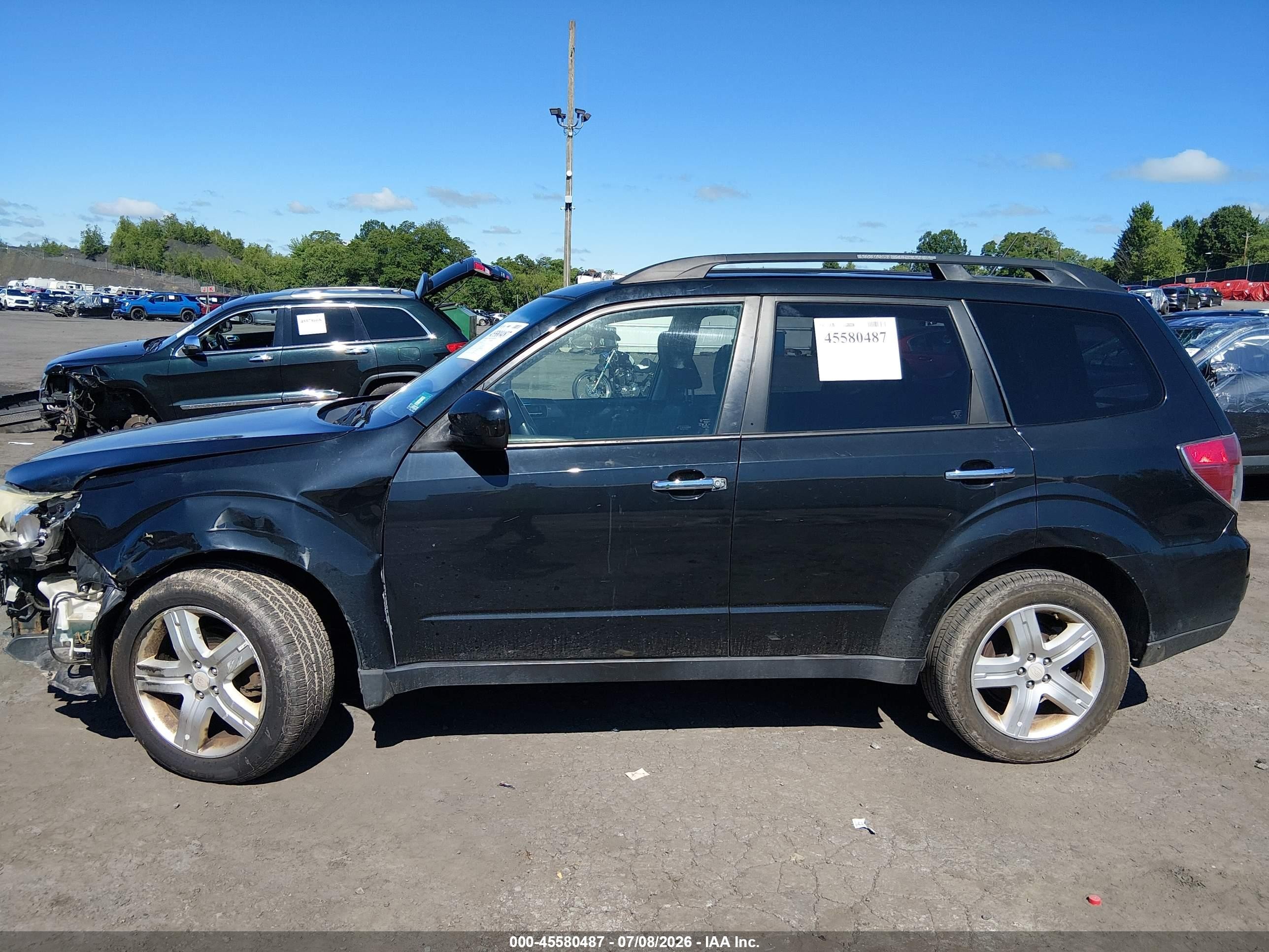 2010 Subaru Forester 2.5x Premium Black vin: JF2SH6CC2AH742544