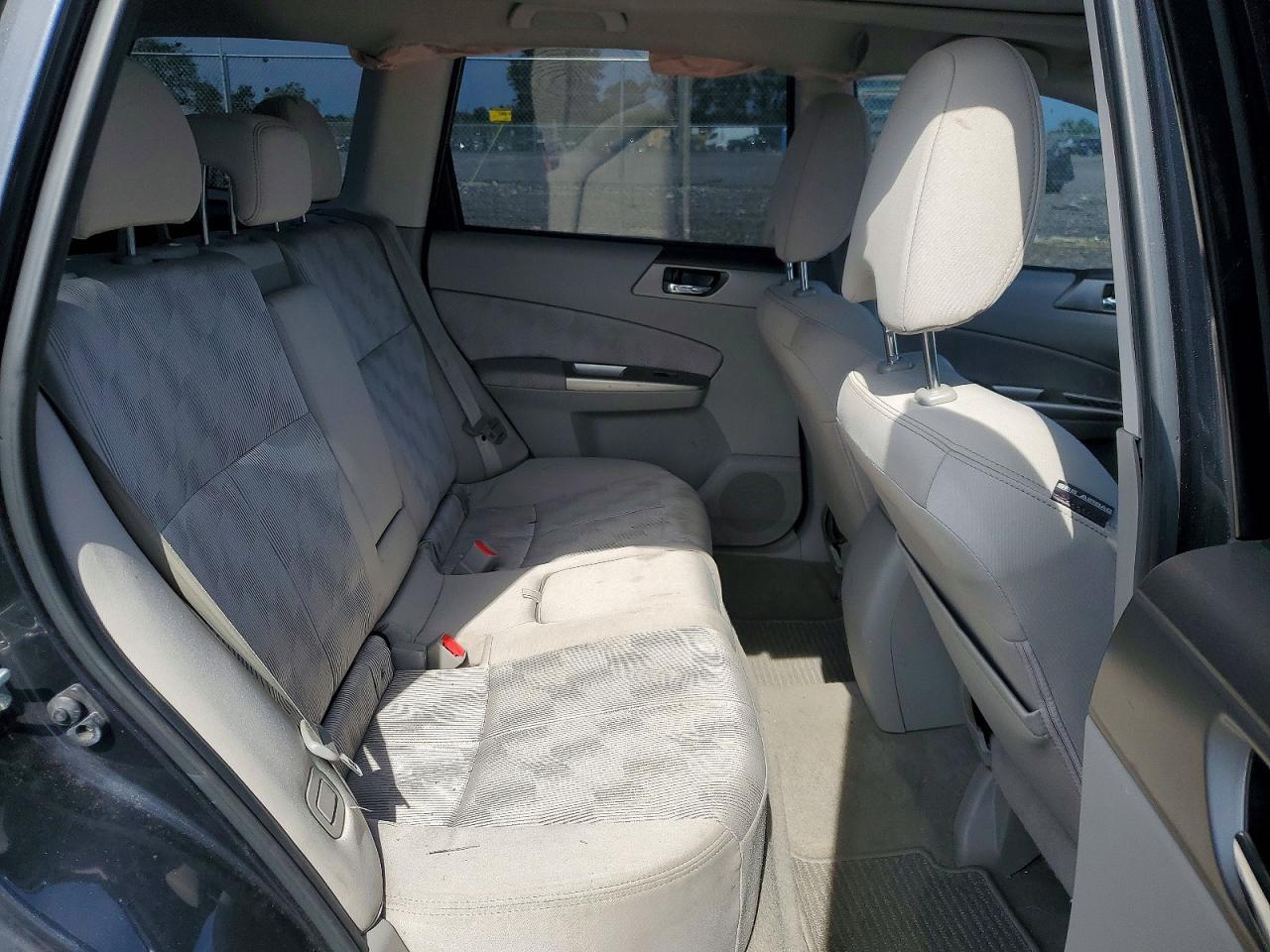 2010 Subaru Forester 2.5x Premium Charcoal vin: JF2SH6CC2AH760543