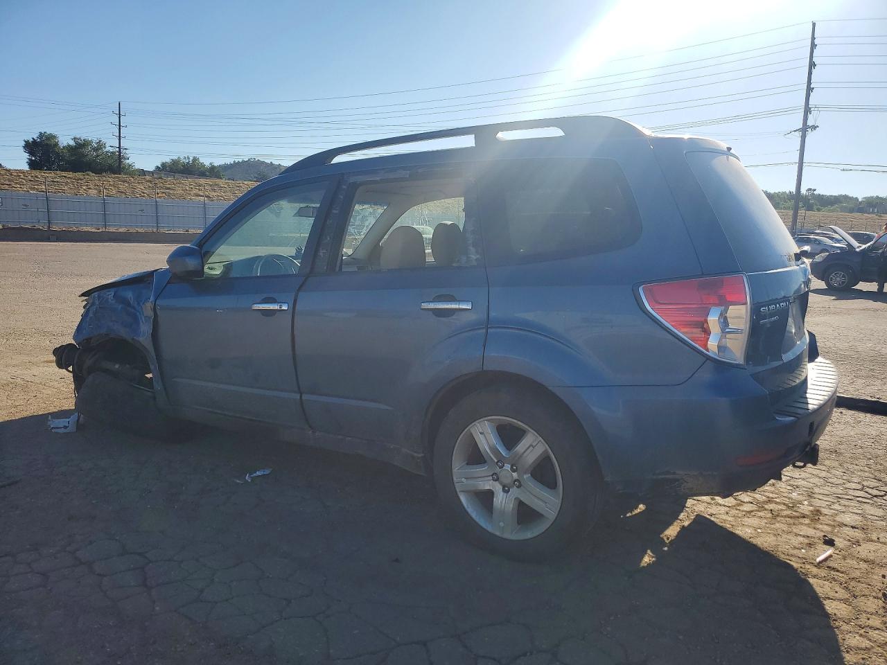 2010 Subaru Forester 2.5x Premium Blue vin: JF2SH6CC2AH780680