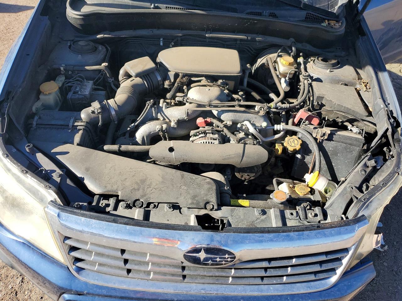 2010 Subaru Forester 2.5x Premium Blue vin: JF2SH6CC2AH780680