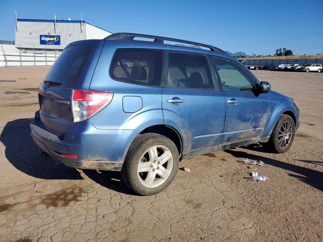 2010 Subaru Forester 2.5x Premium Blue vin: JF2SH6CC2AH780680
