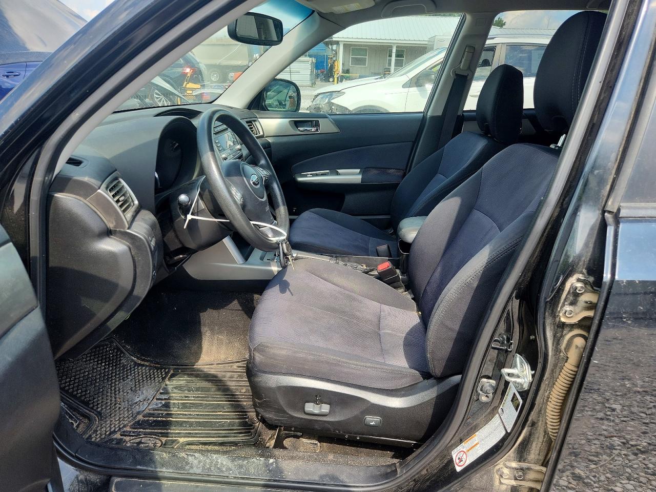 2010 Subaru Forester 2.5x Premium Black vin: JF2SH6CC2AH783725