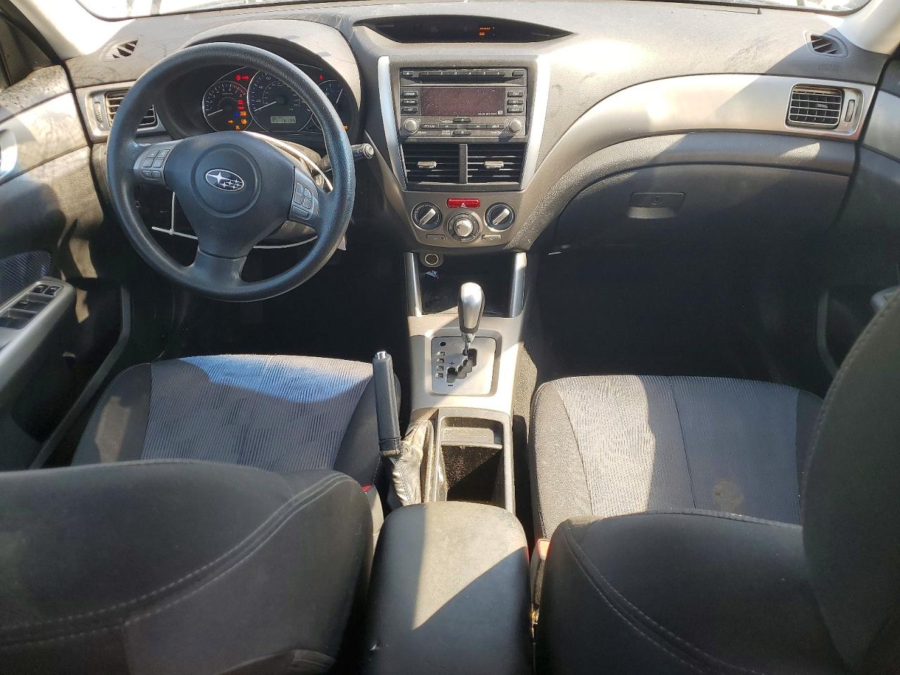 2010 Subaru Forester 2.5x Premium Silver vin: JF2SH6CC2AH793641