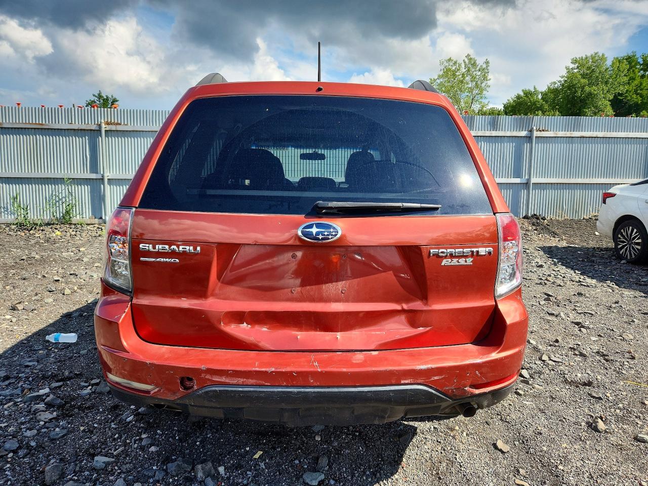 2010 Subaru Forester 2.5x Premium Orange vin: JF2SH6CC2AH904947