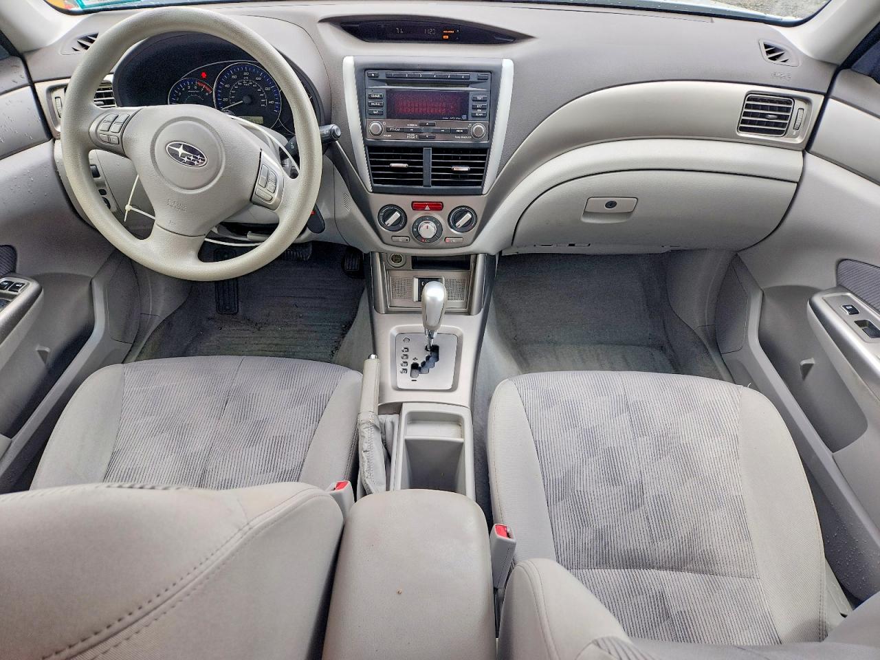 2010 Subaru Forester 2.5x Premium White vin: JF2SH6CC2AH905693