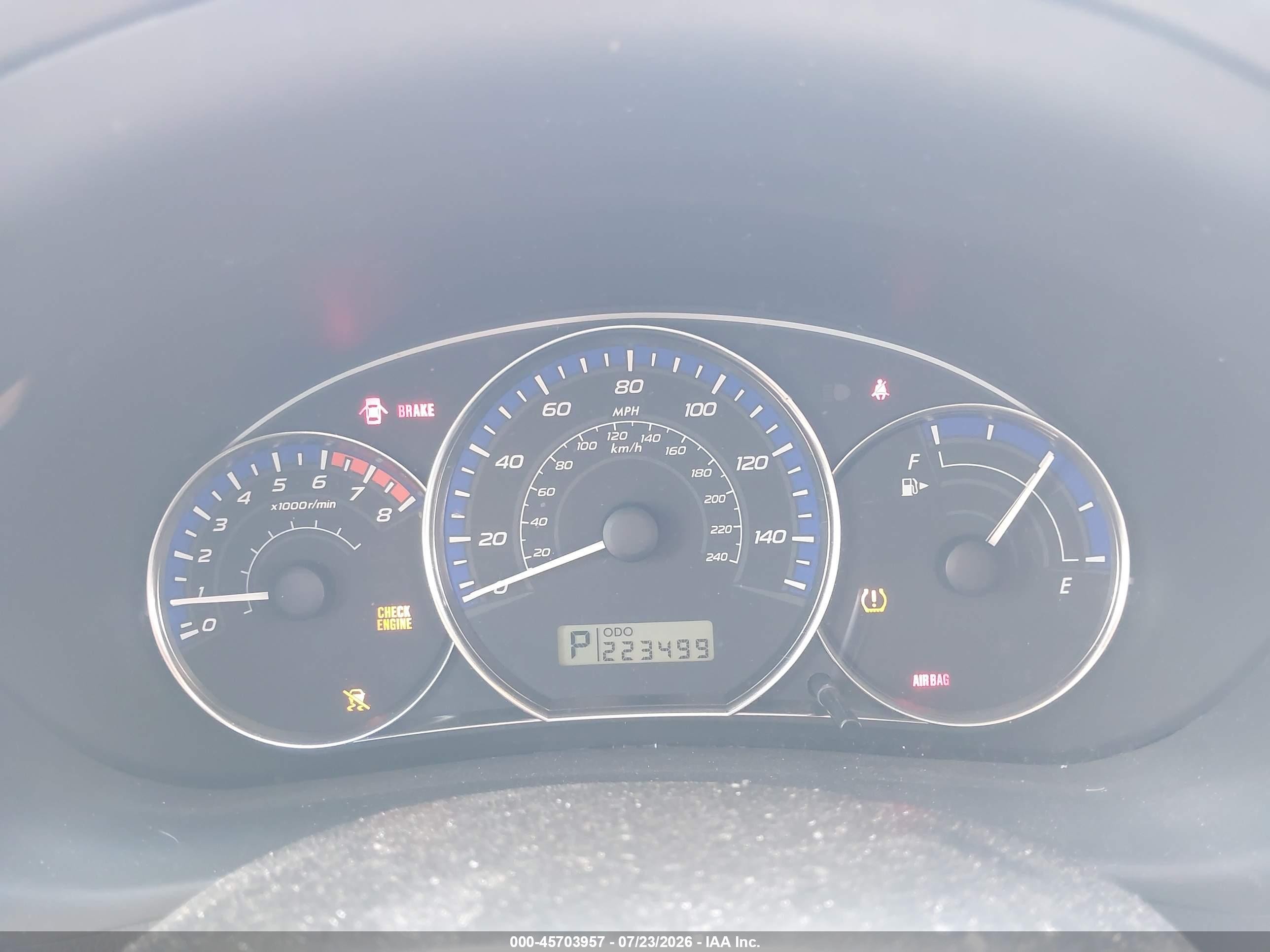 2010 Subaru Forester 2.5x Premium Серебряный vin: JF2SH6CC2AH905709