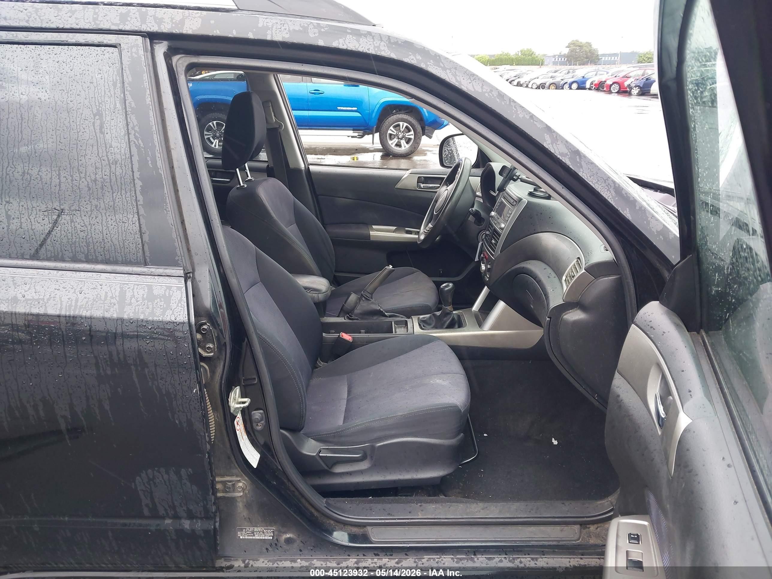 2010 Subaru Forester 2.5x Premium Black vin: JF2SH6CC3AG907670