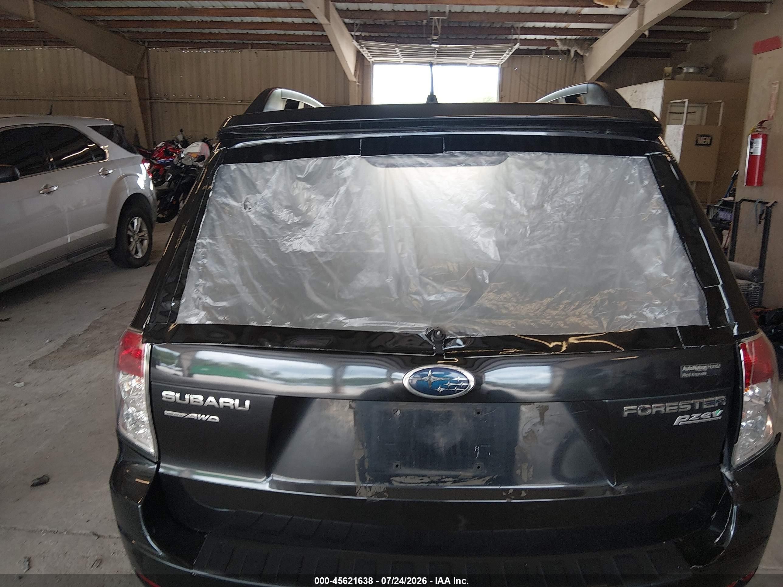 2010 Subaru Forester 2.5x Premium Black vin: JF2SH6CC3AH733559