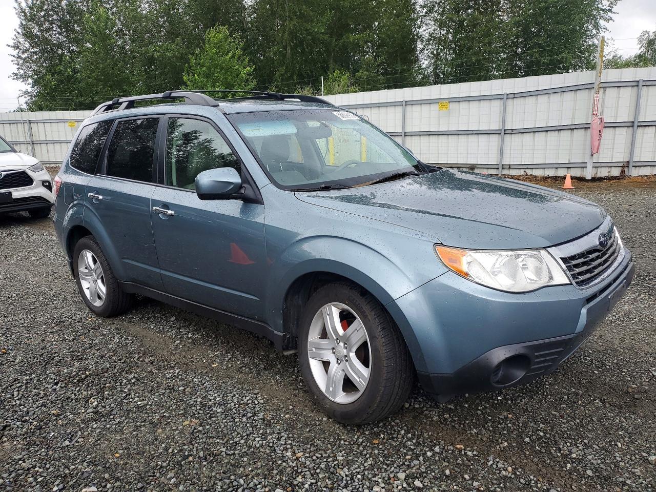2010 Subaru Forester 2.5x Premium Green vin: JF2SH6CC3AH756257