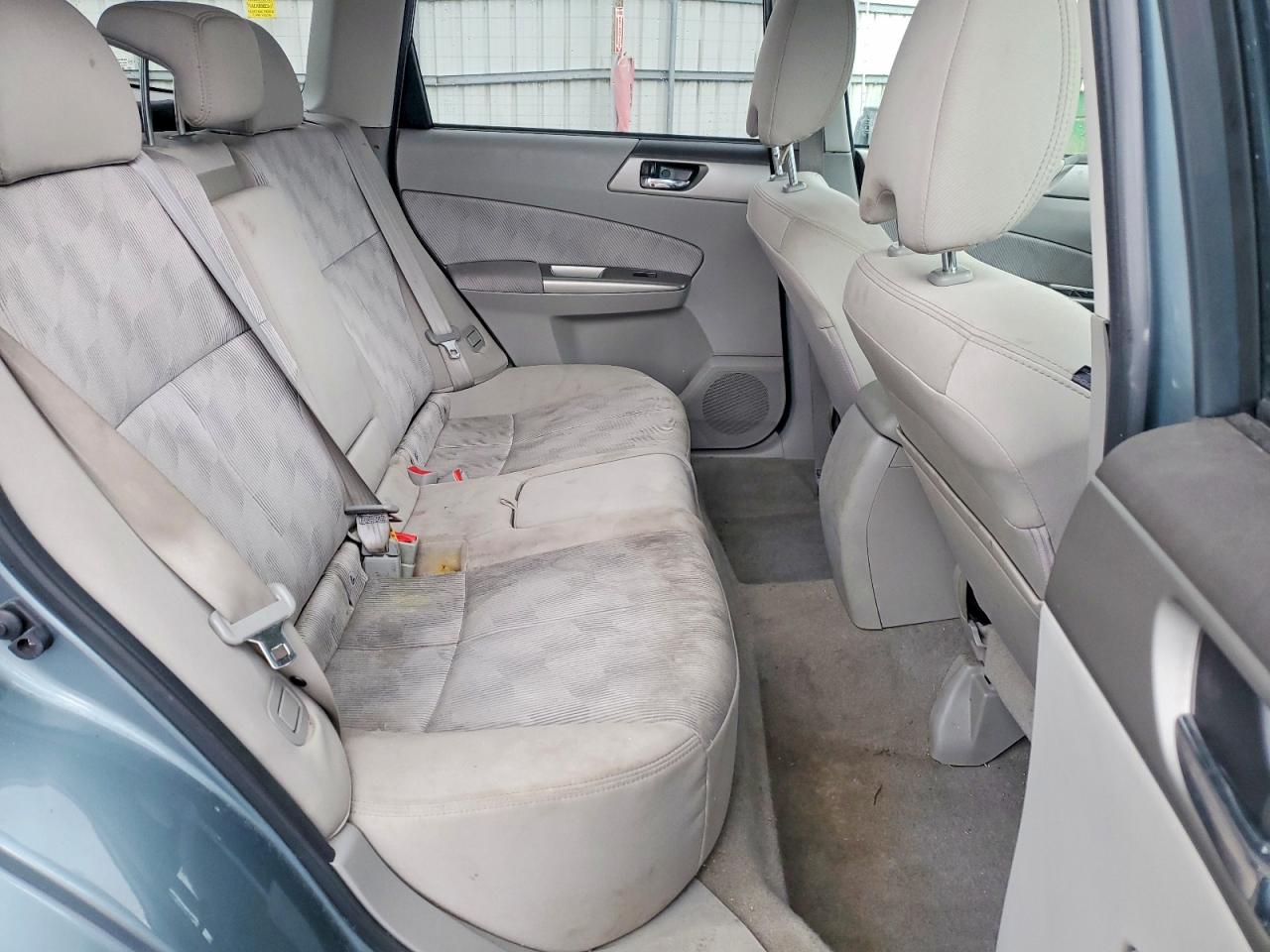 2010 Subaru Forester 2.5x Premium Green vin: JF2SH6CC3AH756257
