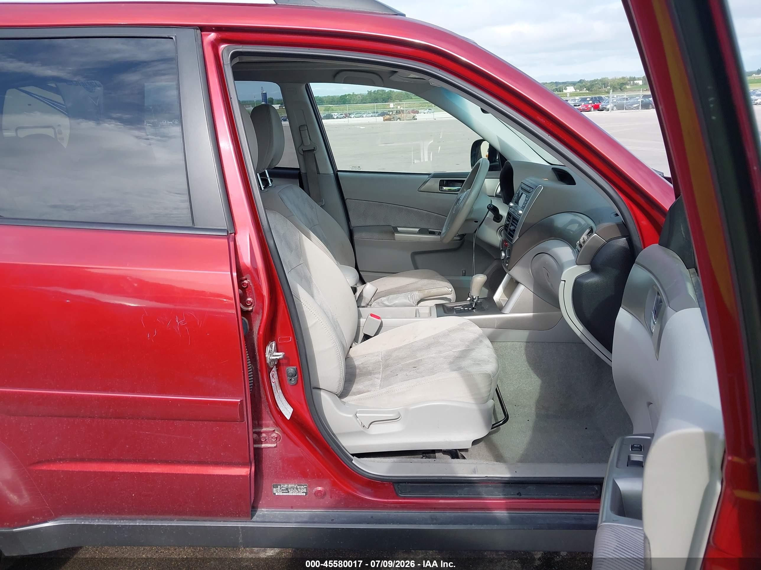 2010 Subaru Forester 2.5x Premium Maroon vin: JF2SH6CC3AH772149