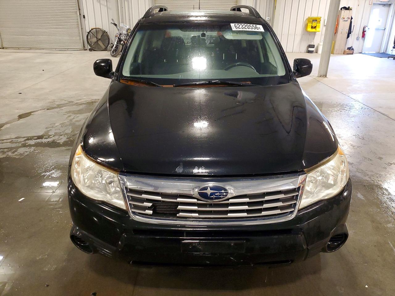 2010 Subaru Forester 2.5x Premium Black vin: JF2SH6CC3AH784804