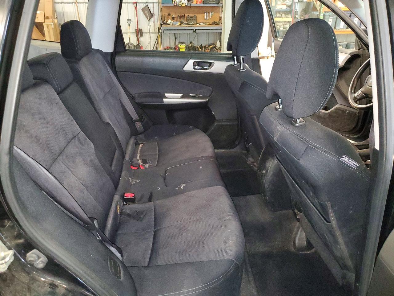 2010 Subaru Forester 2.5x Premium Black vin: JF2SH6CC3AH784804