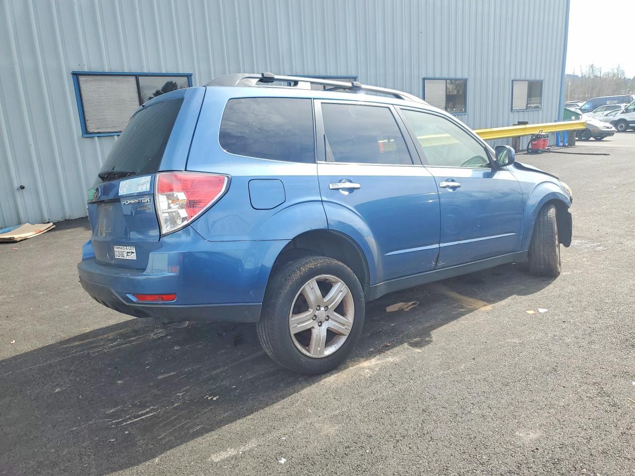 2010 Subaru Forester 2.5x Premium Blue vin: JF2SH6CC4AH714437