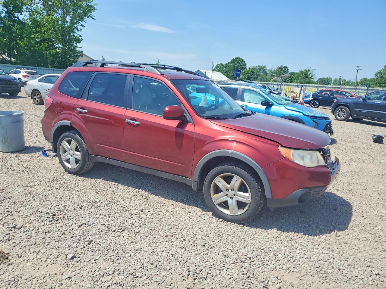 2010 Subaru Forester 2.5x Premium Burgundy vin: JF2SH6CC4AH715135