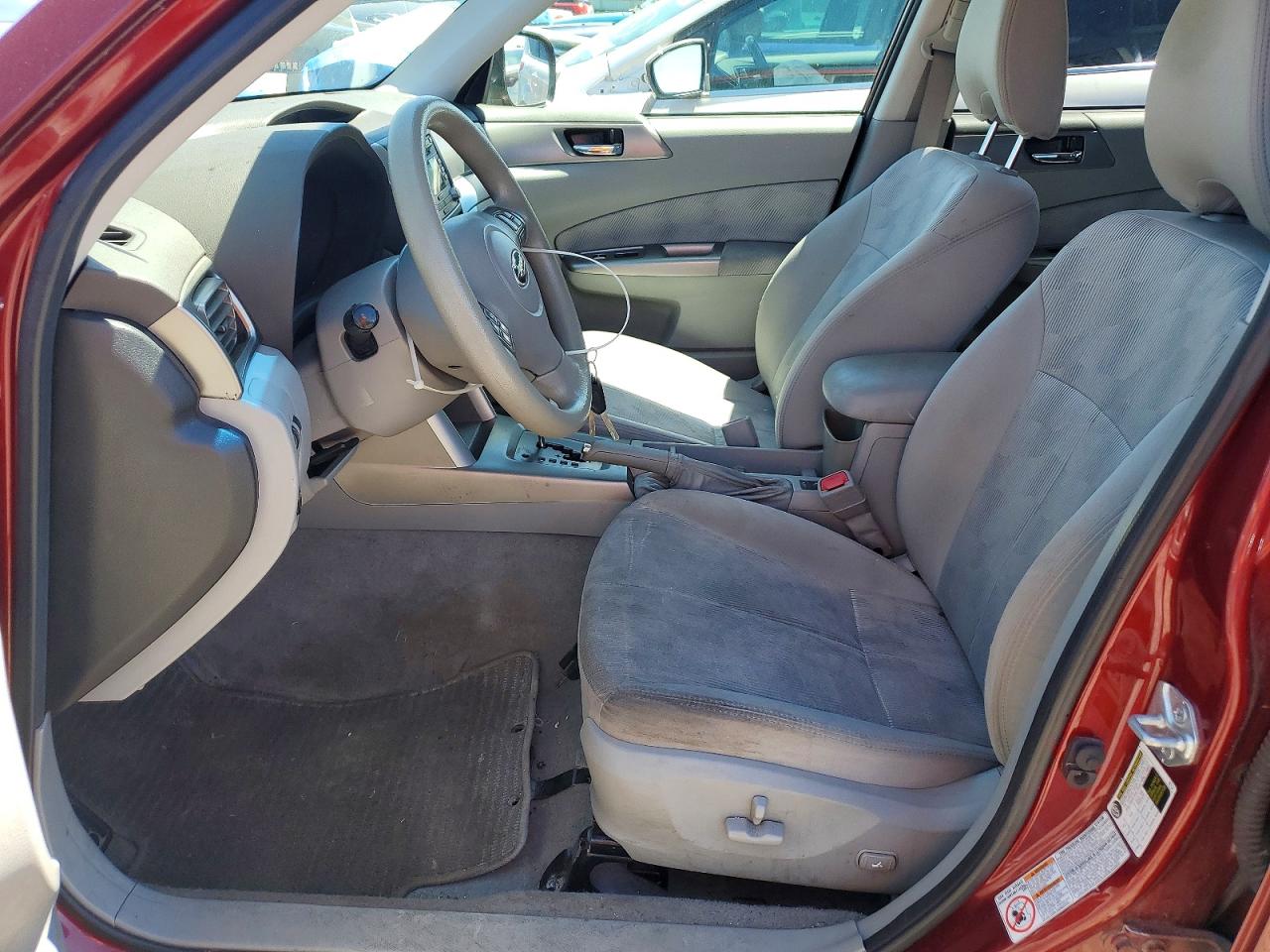 2010 Subaru Forester 2.5x Premium Burgundy vin: JF2SH6CC4AH715135