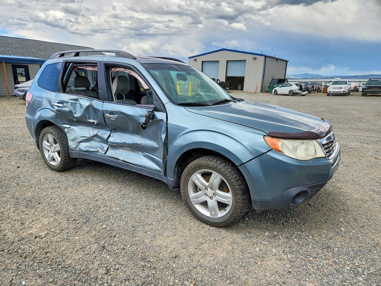 2010 Subaru Forester 2.5x Premium Teal vin: JF2SH6CC4AH718651