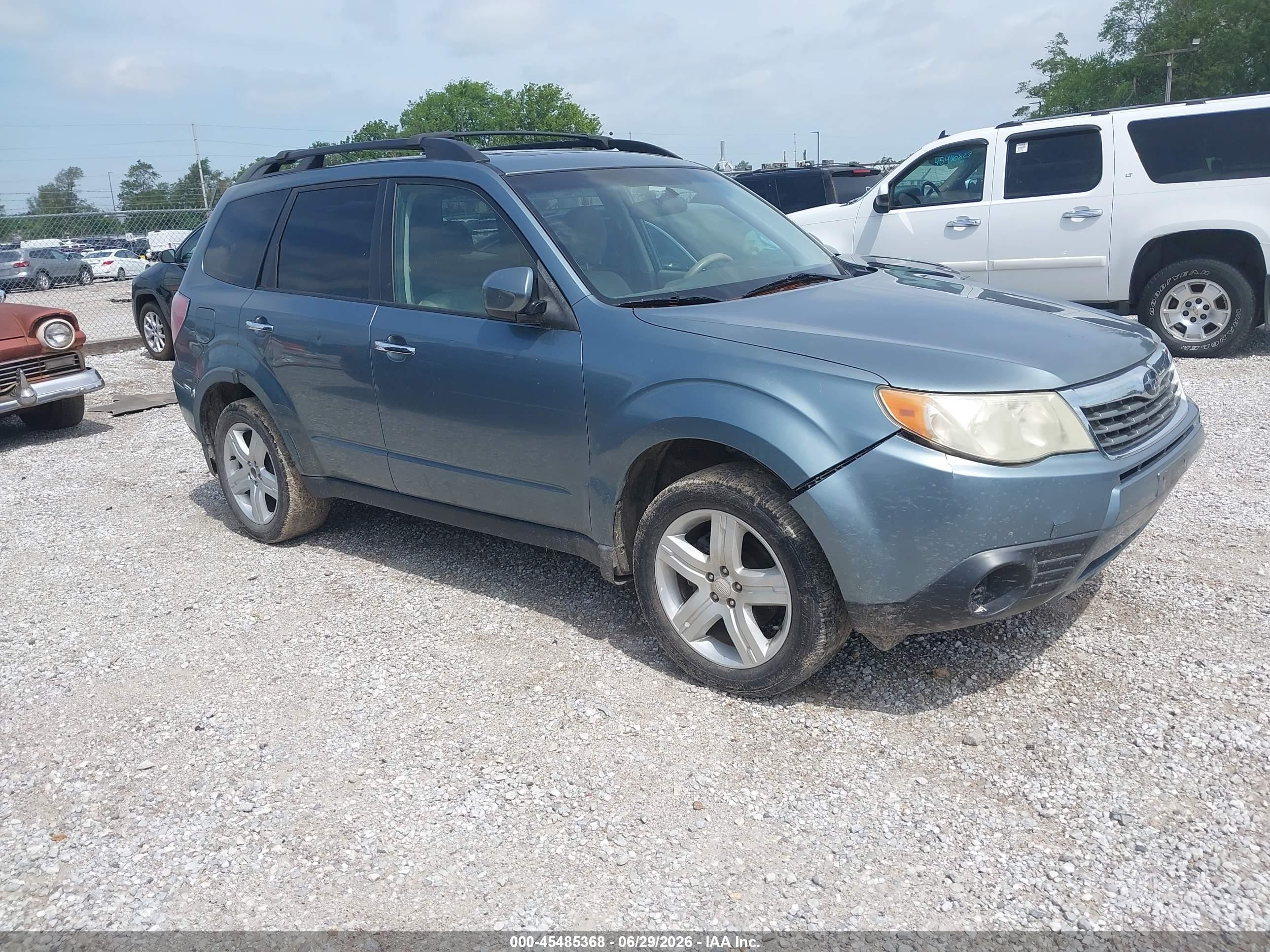 2010 Subaru Forester 2.5x Premium Light Blue vin: JF2SH6CC4AH718729
