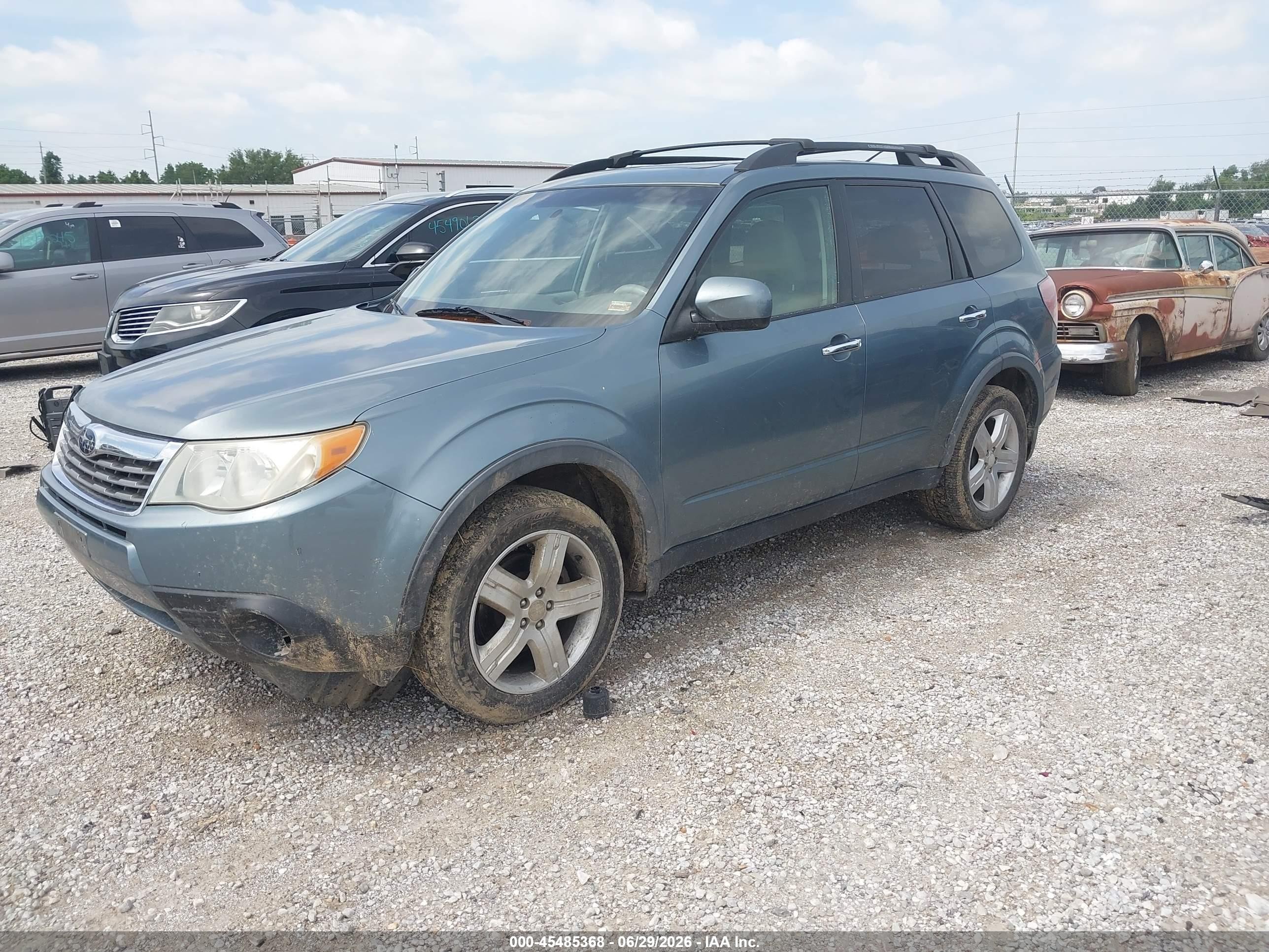 2010 Subaru Forester 2.5x Premium Light Blue vin: JF2SH6CC4AH718729