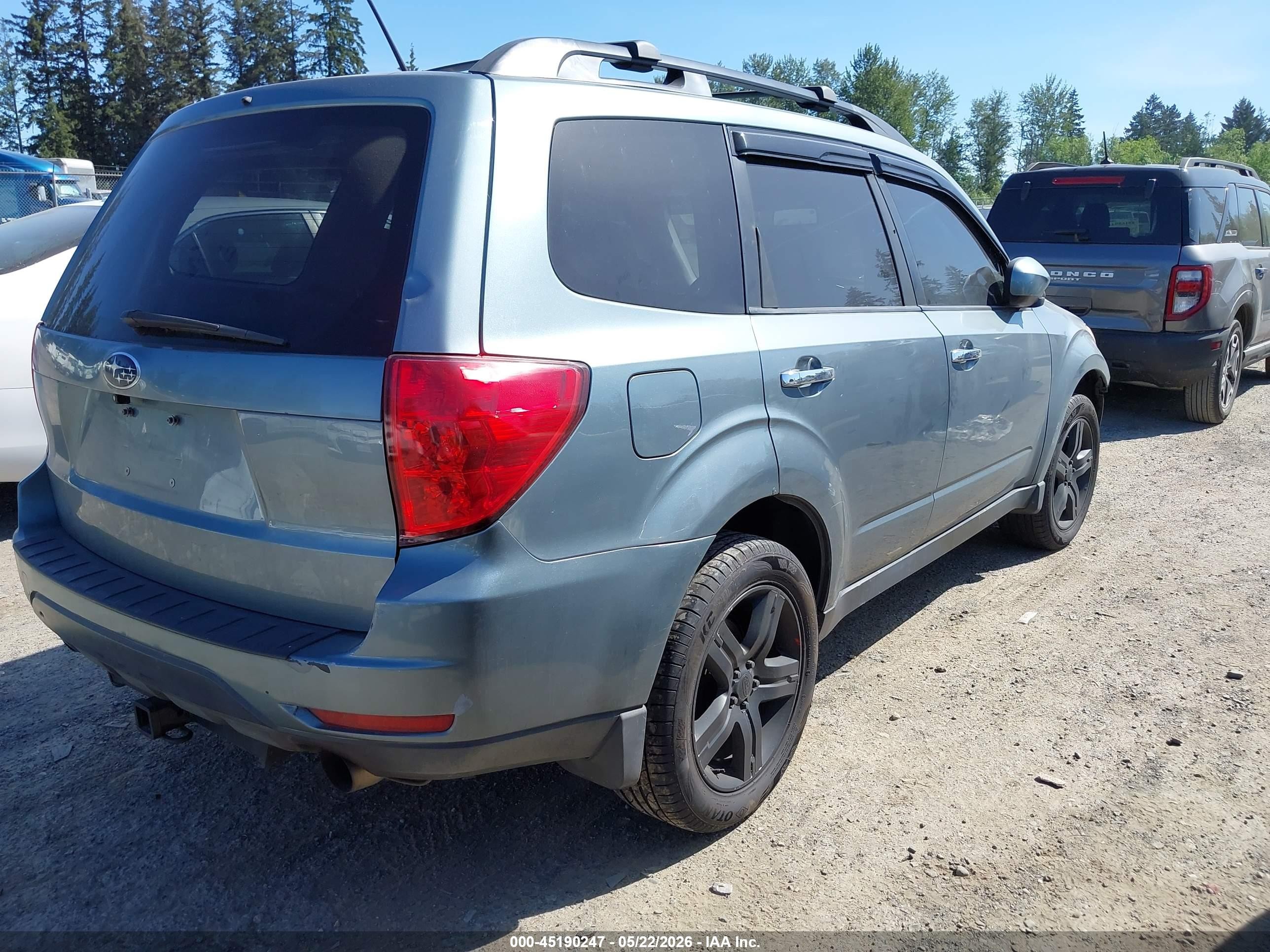 2010 Subaru Forester 2.5x Premium Бирюзовый vin: JF2SH6CC4AH750239
